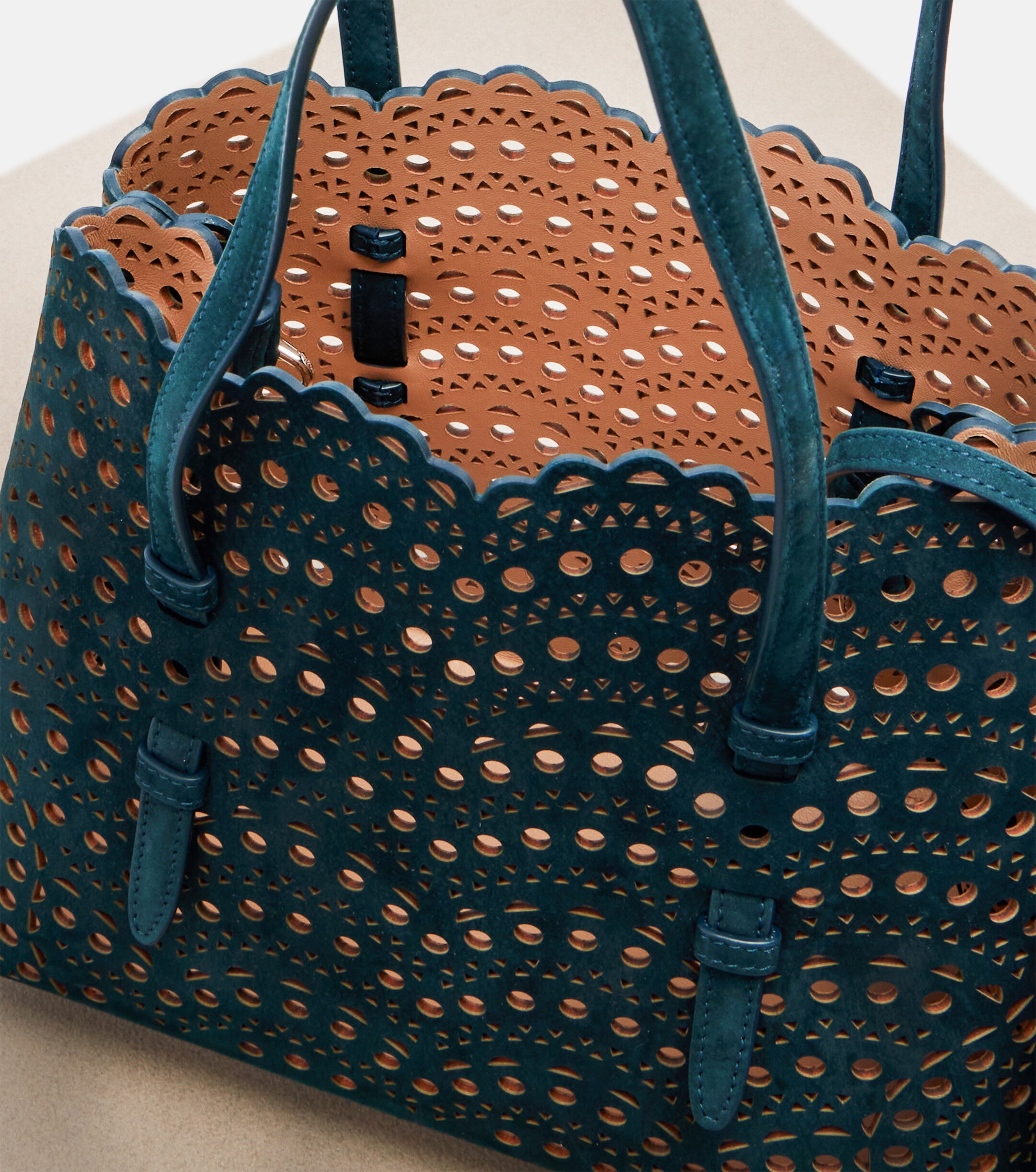 Alaïa Le Mina 25 Vienne Wave leather tote bag