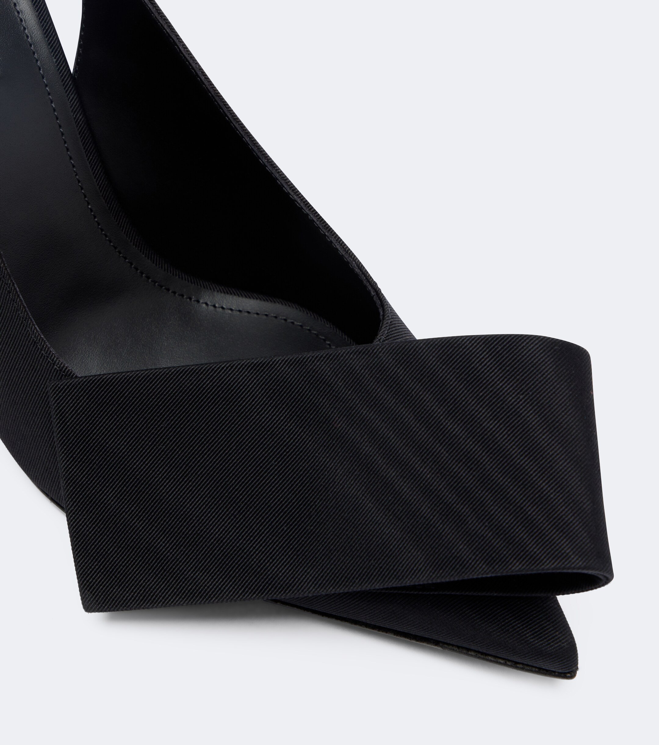 Givenchy Givenchy Twisted Ribbon slingback pumps