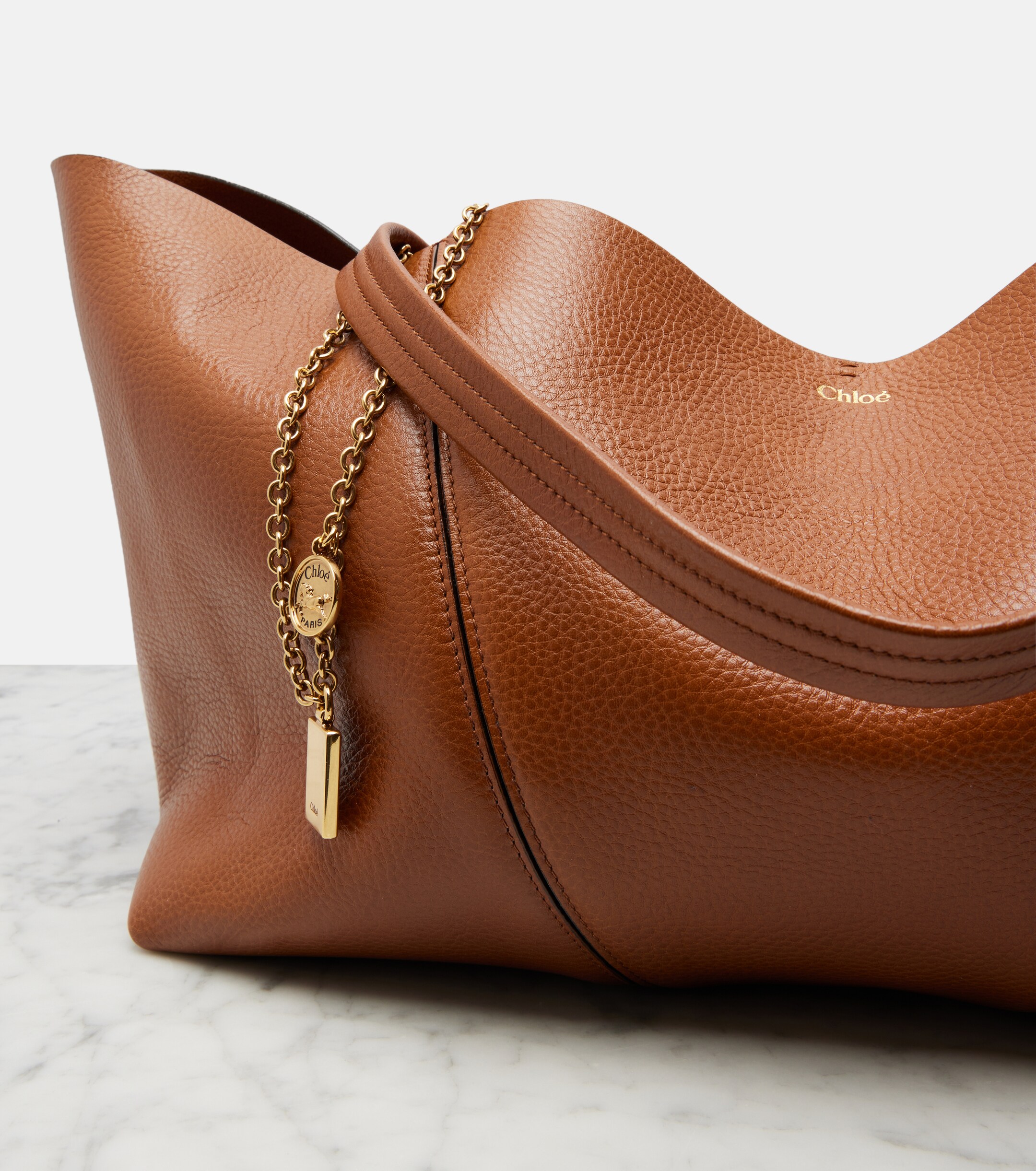 Chloé Chloé Spin East-West leather tote bag