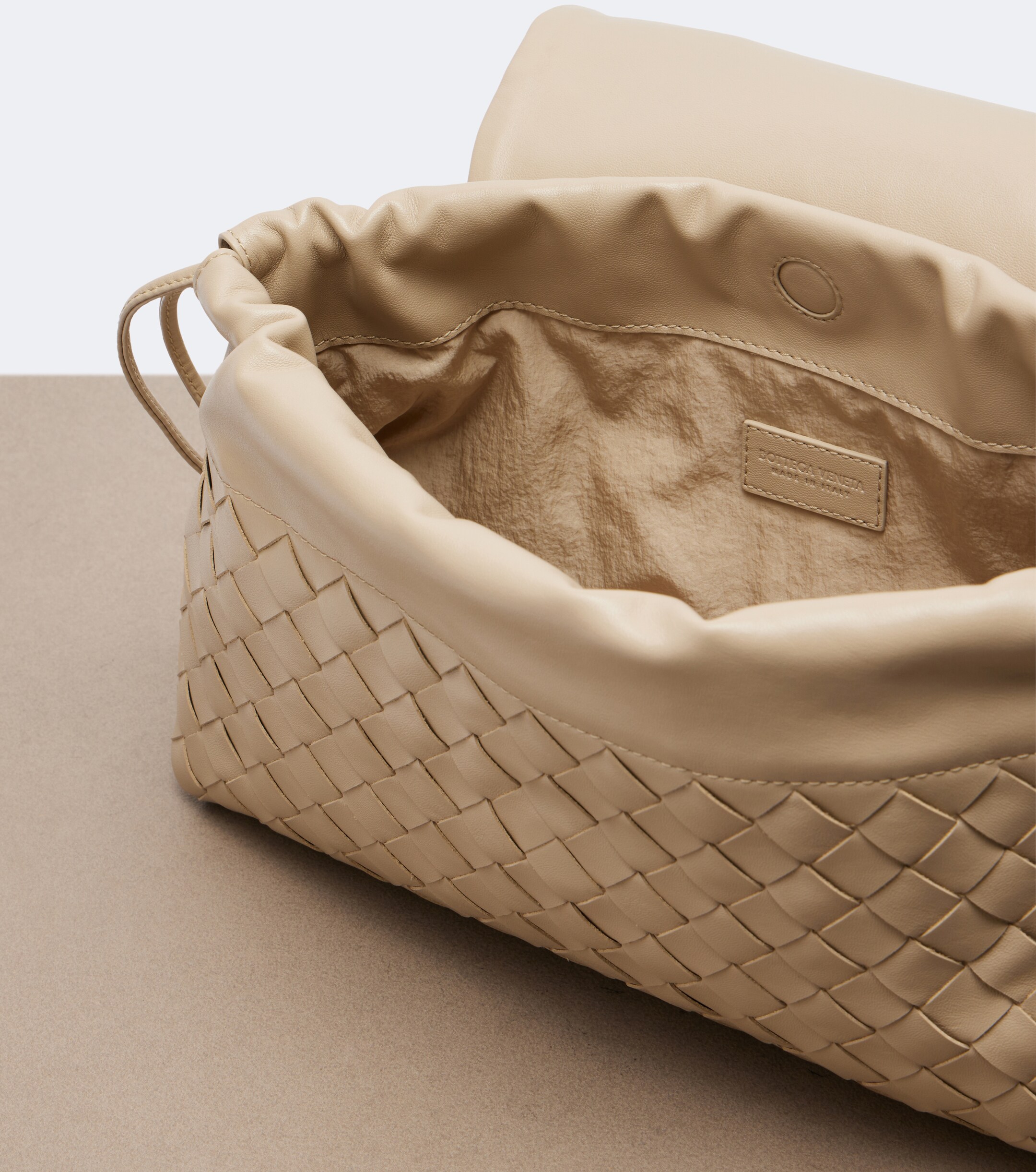 Bottega Veneta Giorno Intrecciato leather shoulder bag