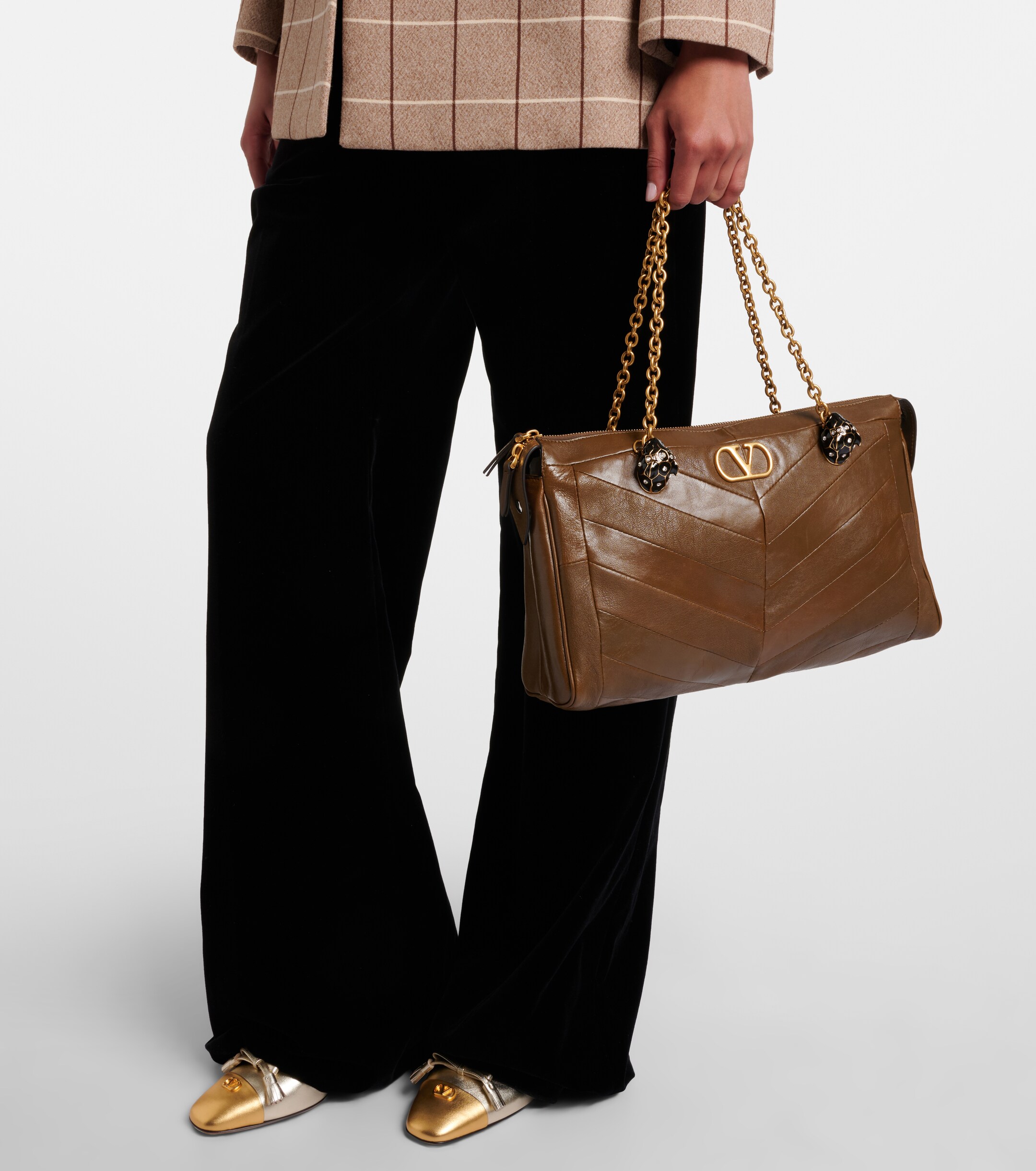 Valentino Garavani Panthea Medium leather tote bag thumbnail