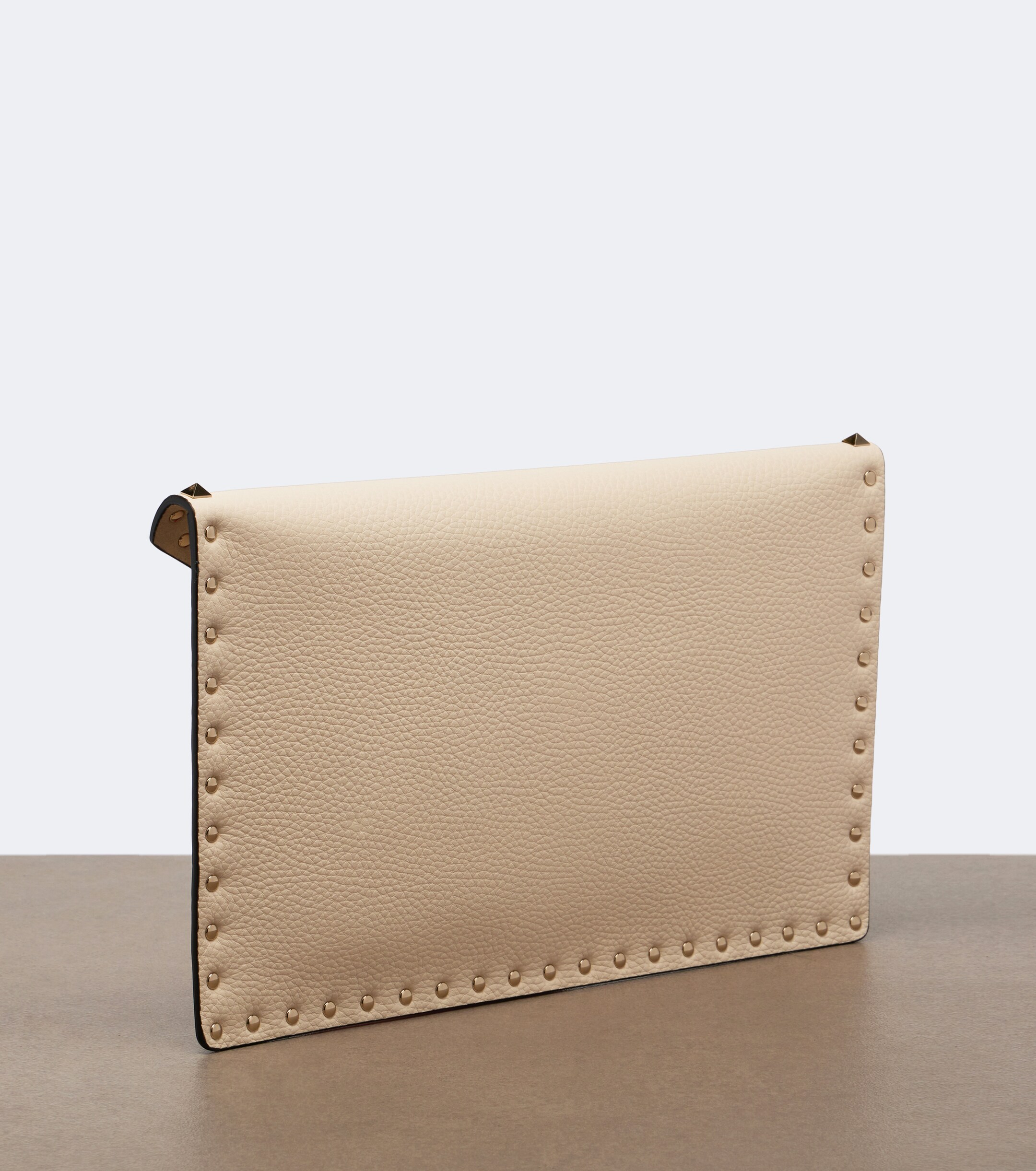 Valentino Garavani Rockstud Large leather pouch thumbnail