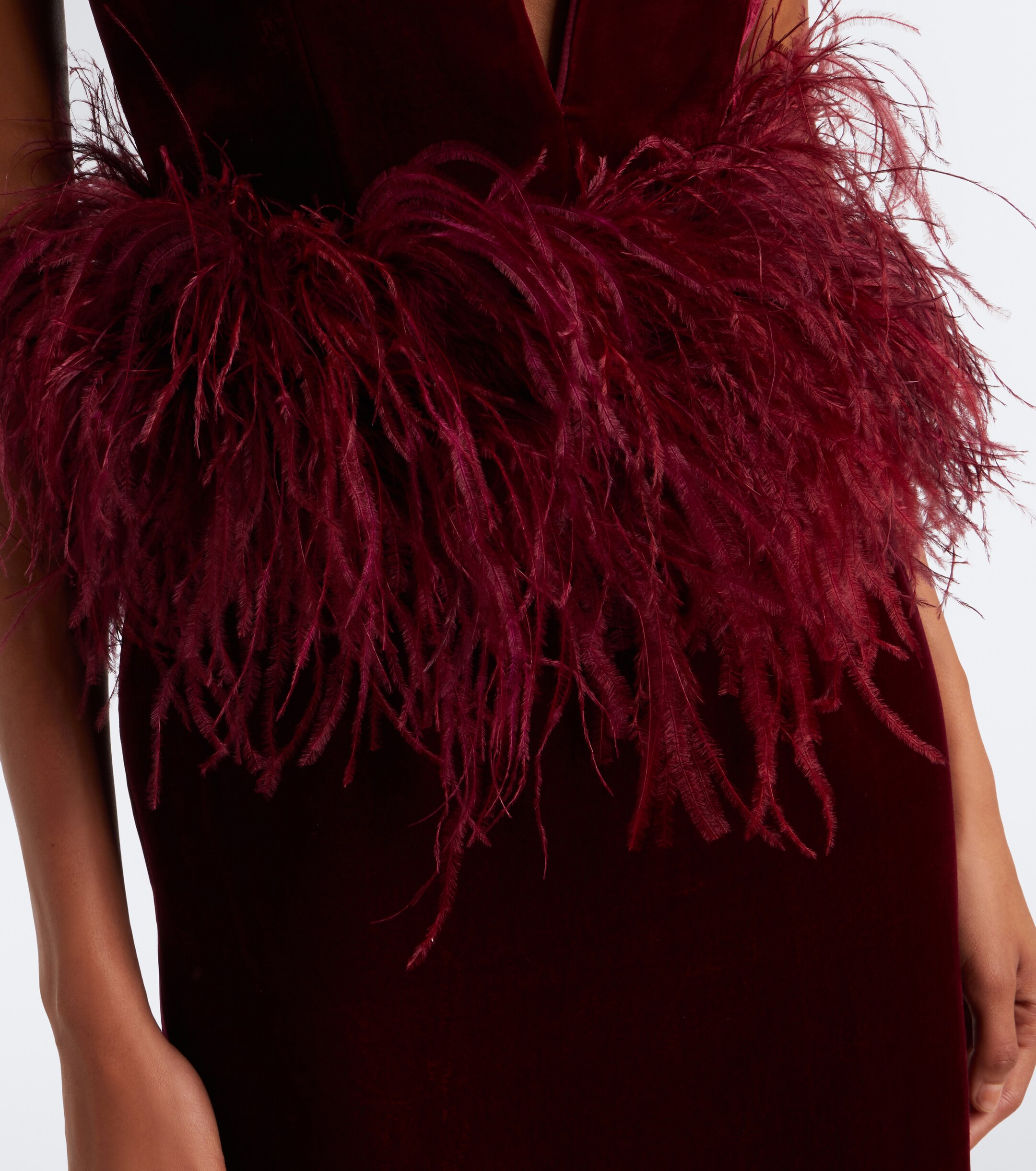 The New Arrivals Ilkyaz Ozel The New Arrivals Ilkyaz Ozel Sienna feather-trimmed velvet gown