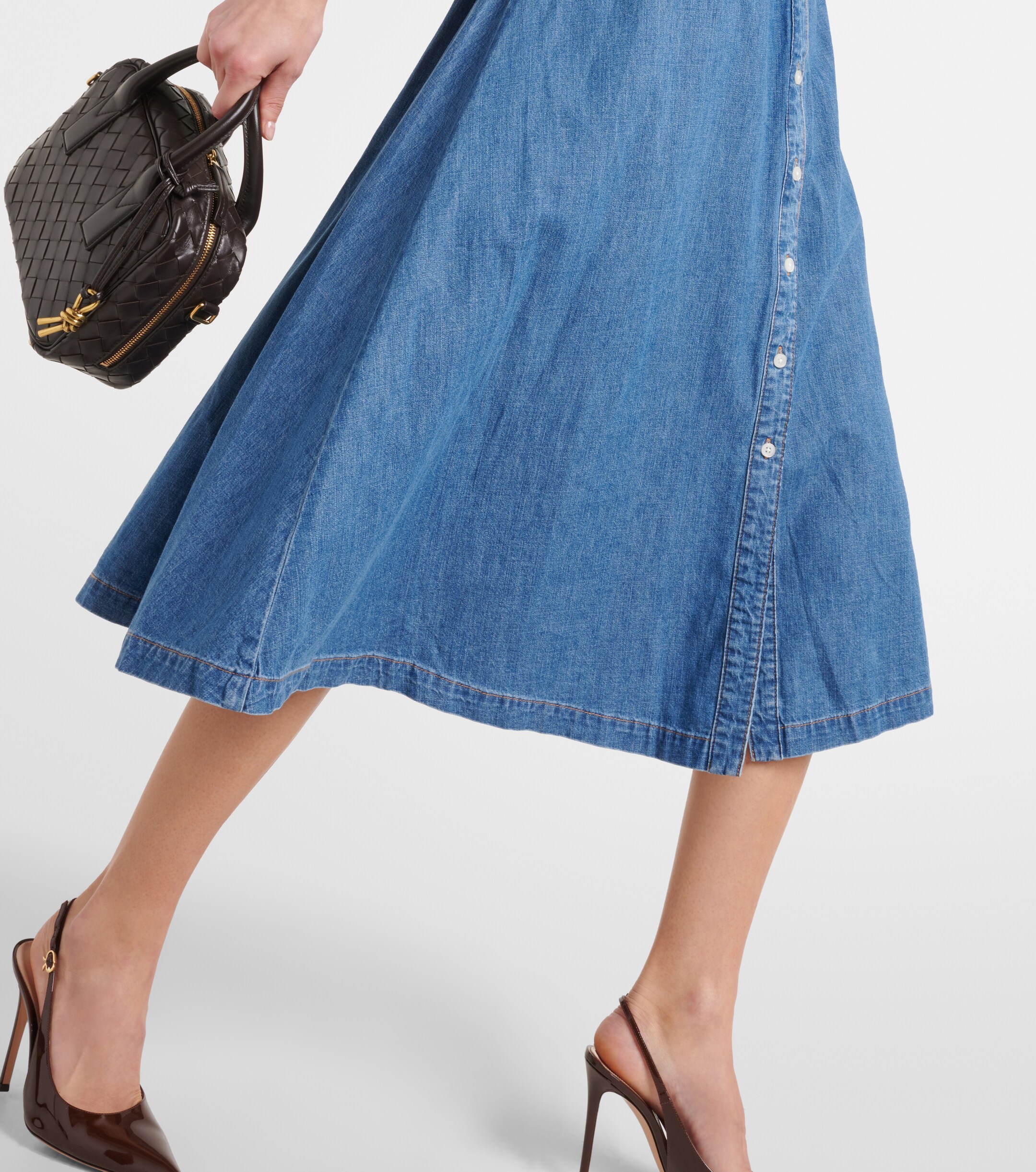 white christmas dresses VERONICA BEARD RUBEN COTTON CHAMBRAY SHIRTDRESS – Lawrence Covell main image 1