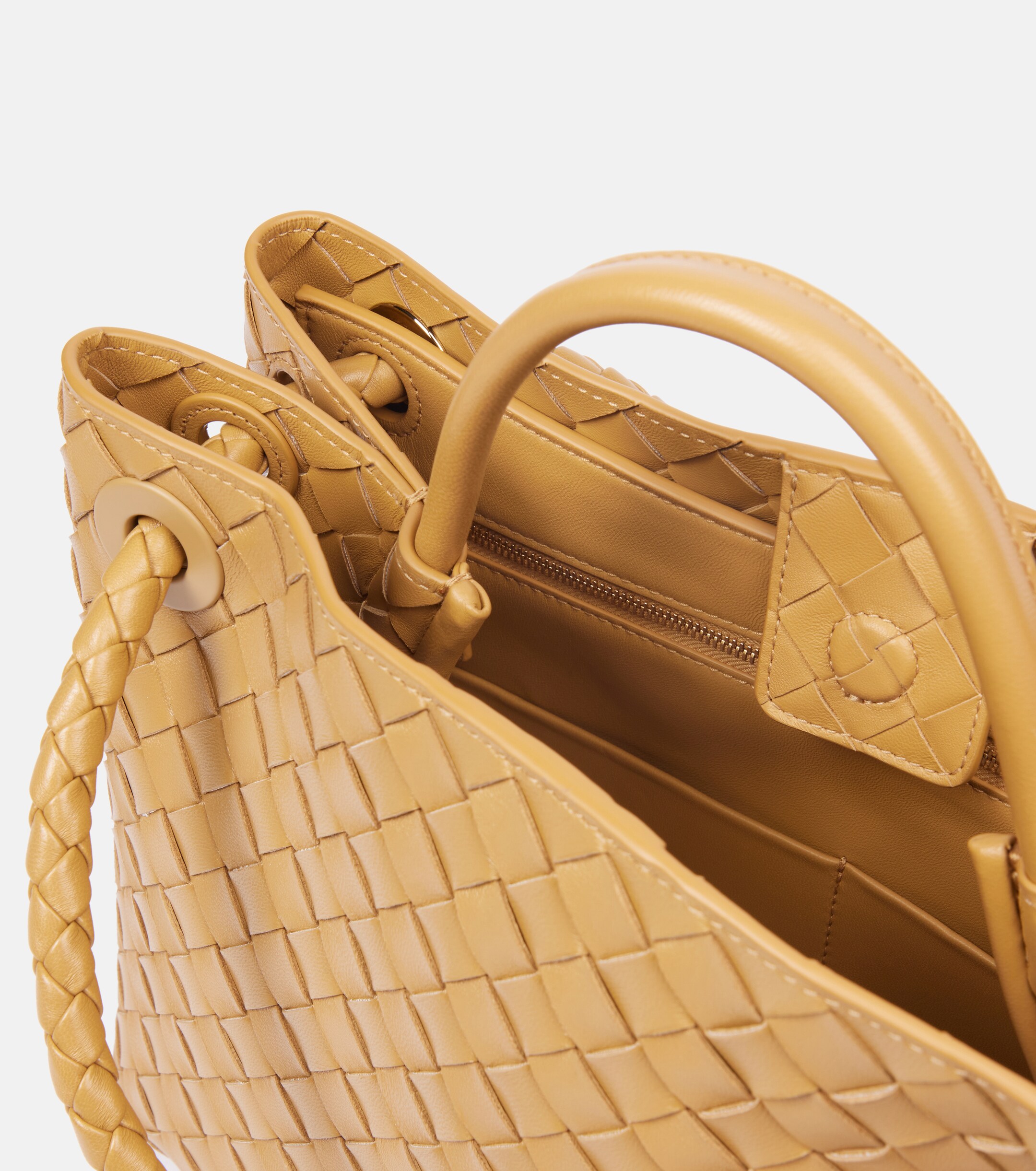 Bottega Veneta Andiamo Intrecciato Medium leather tote bag