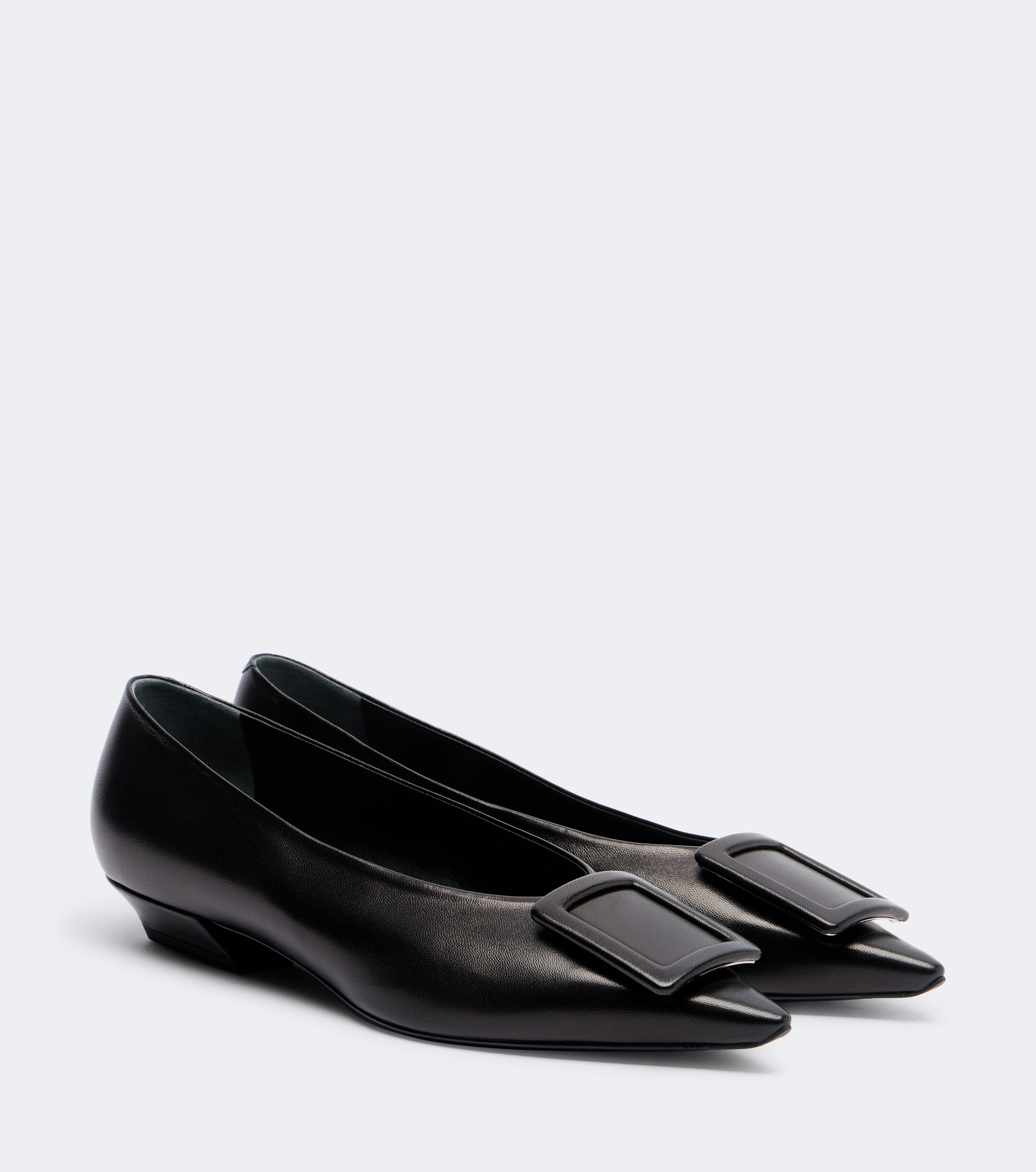 ROGER VIVIER Roger Vivier Pointy leather ballet flats