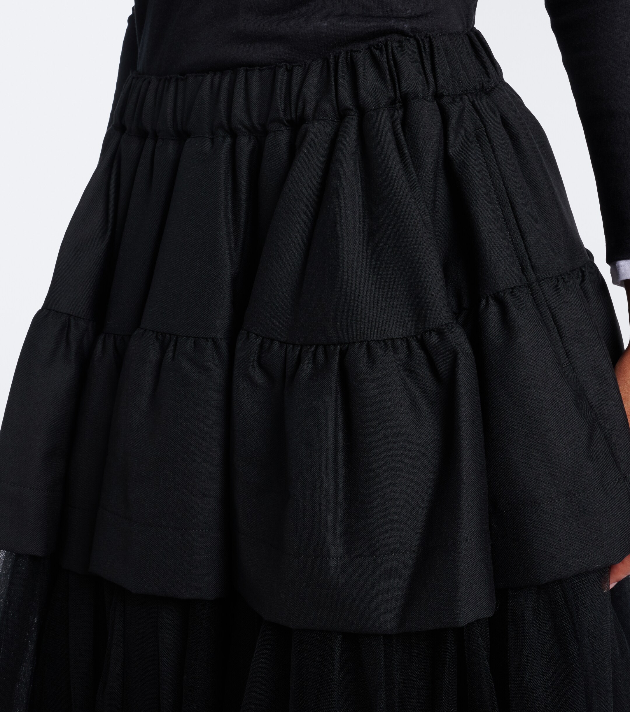 Noir Kei Ninomiya Noir Kei Ninomiya Tiered wool and tulle midi skirt