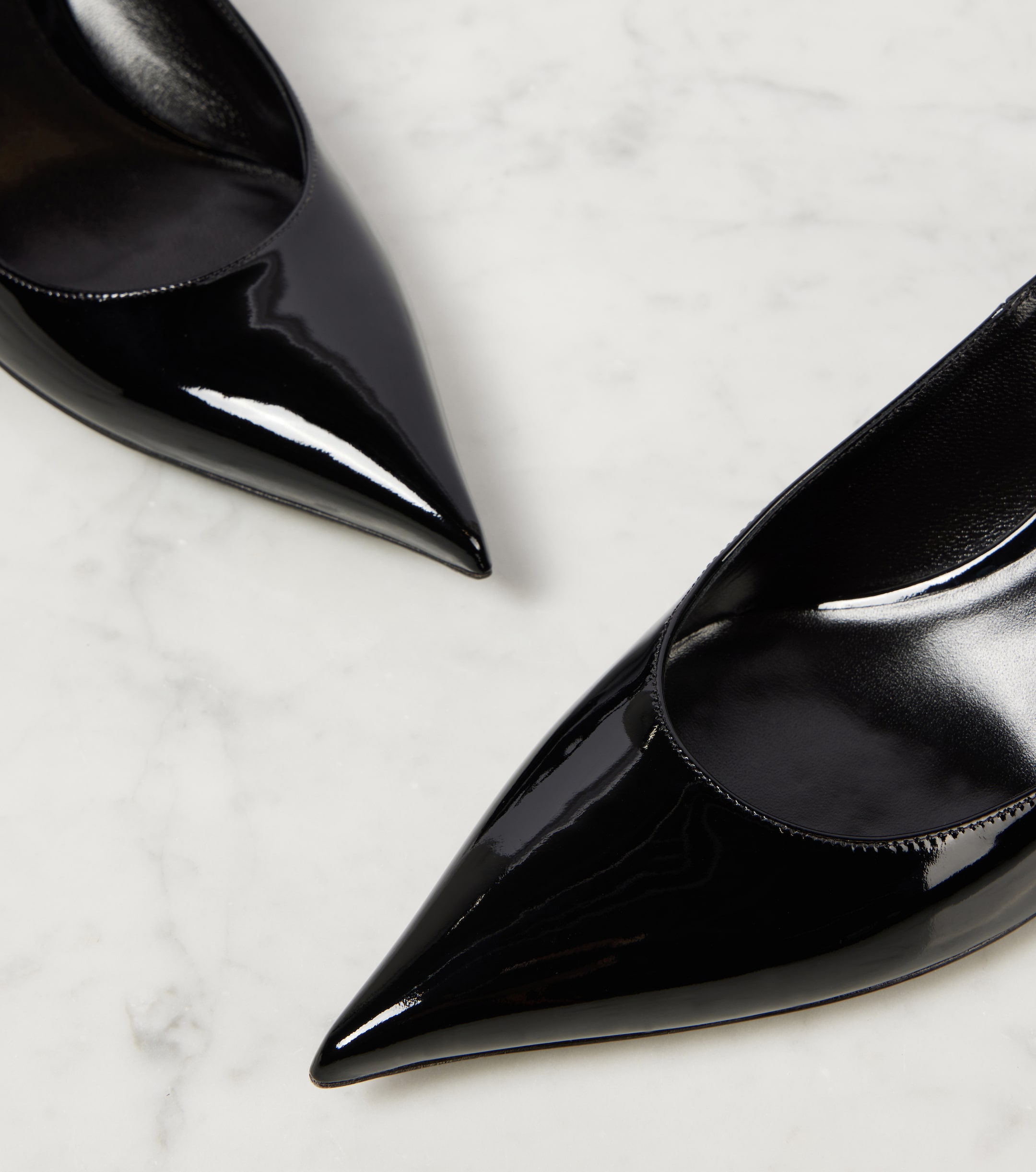 Valentino Garavani VLogo Lockette leather pumps thumbnail