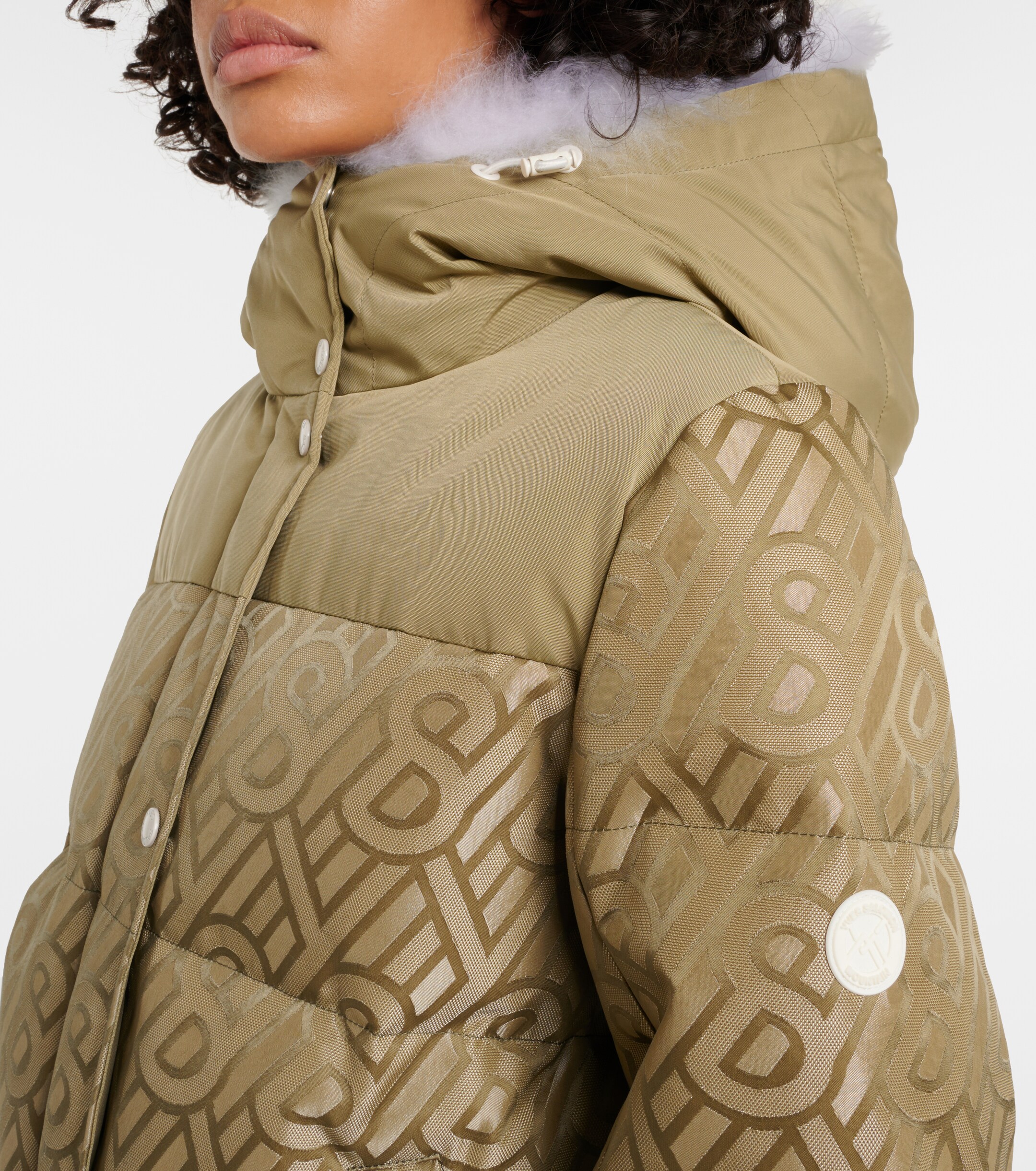 Yves Salomon Yves Salomon Logo shearling-trimmed down jacket