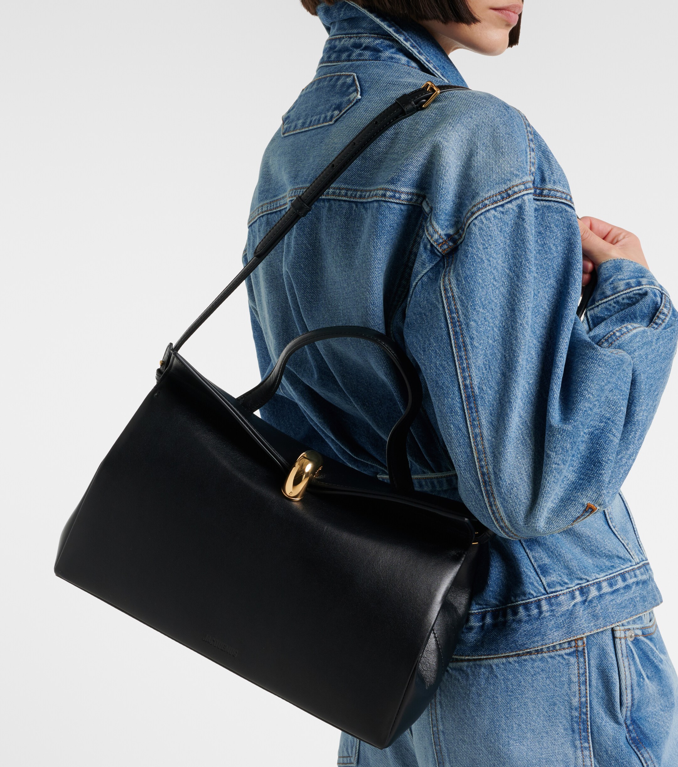 Jacquemus Valerie Medium leather top-handle bag
