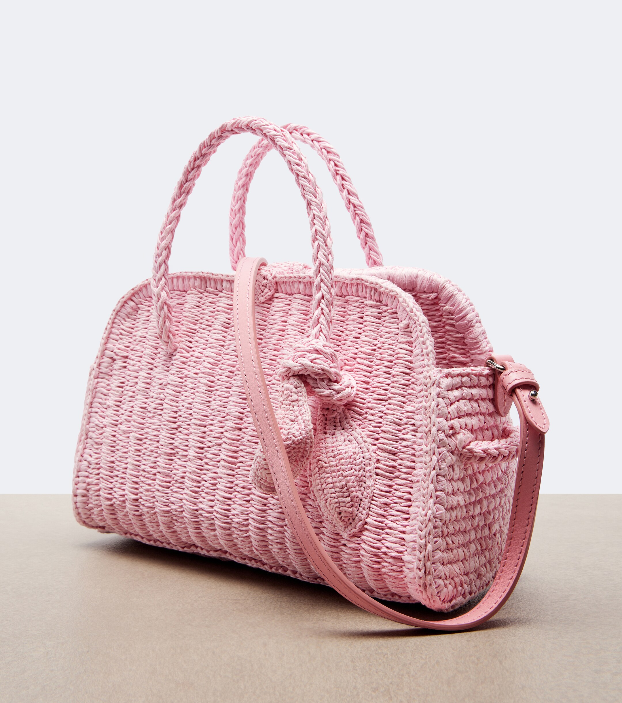 Jacquemus Turismo Small raffia-effect bowling bag