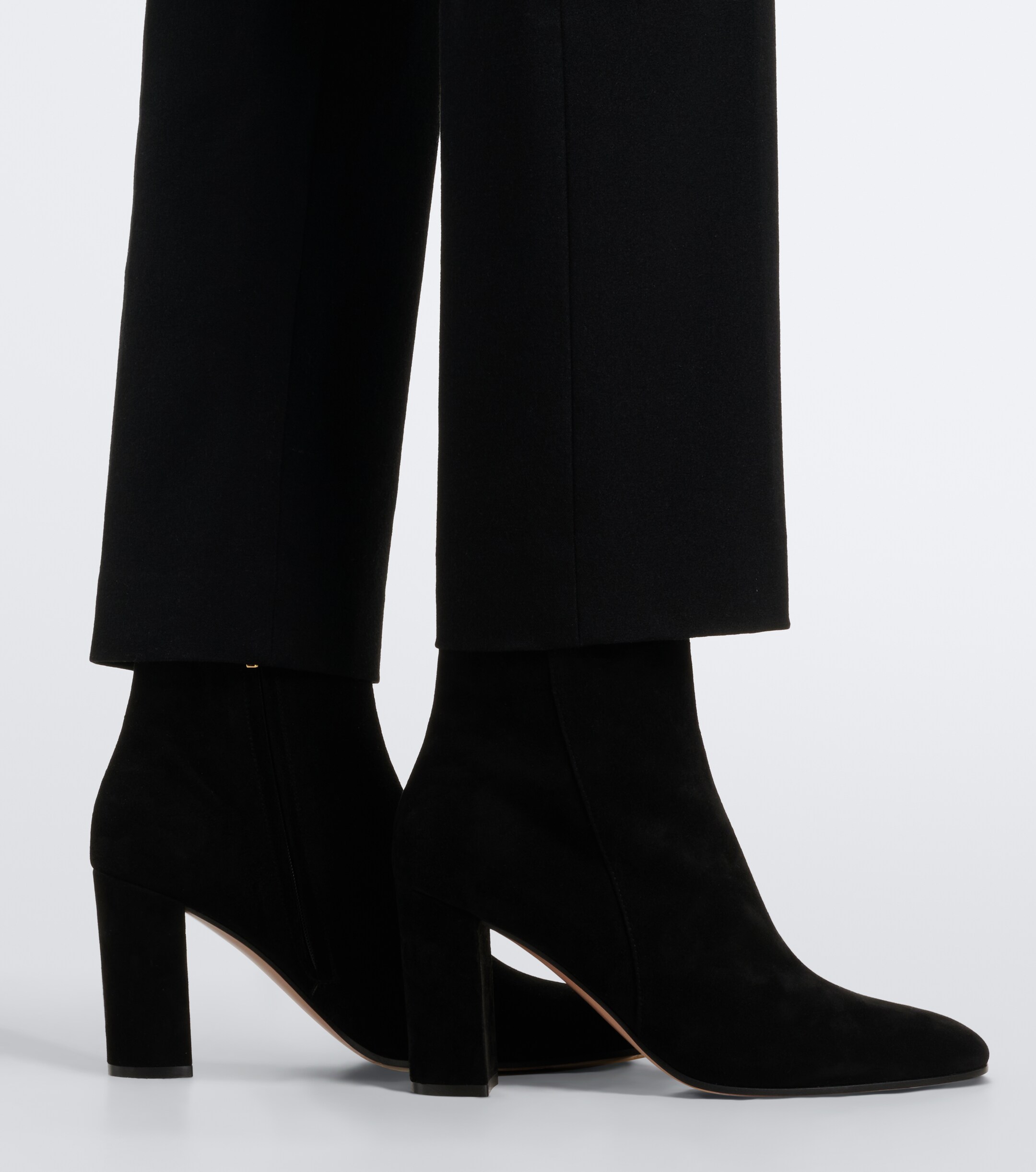 GIANVITO ROSSI Gianvito Rossi Suede ankle boots