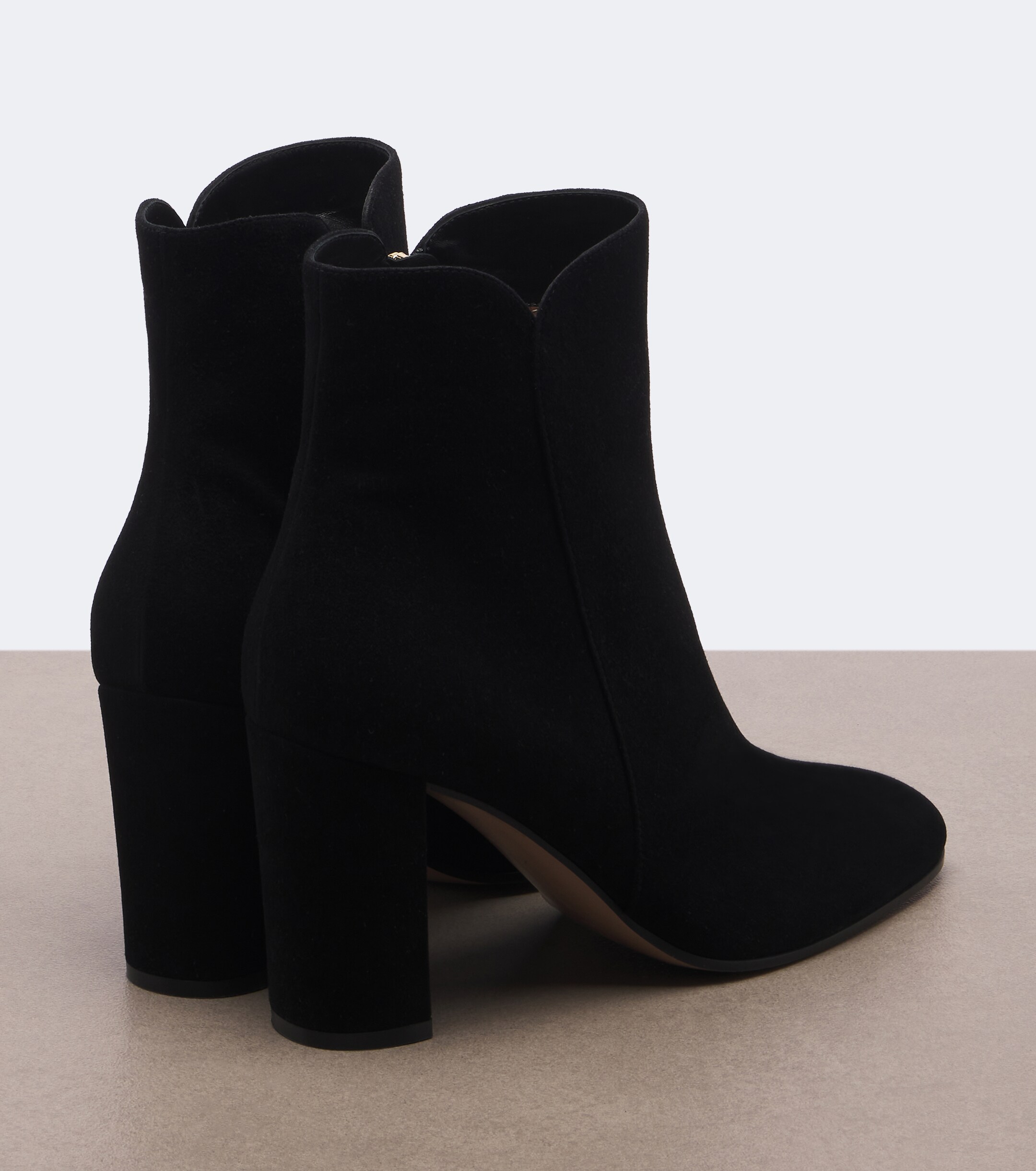 GIANVITO ROSSI Gianvito Rossi Suede ankle boots