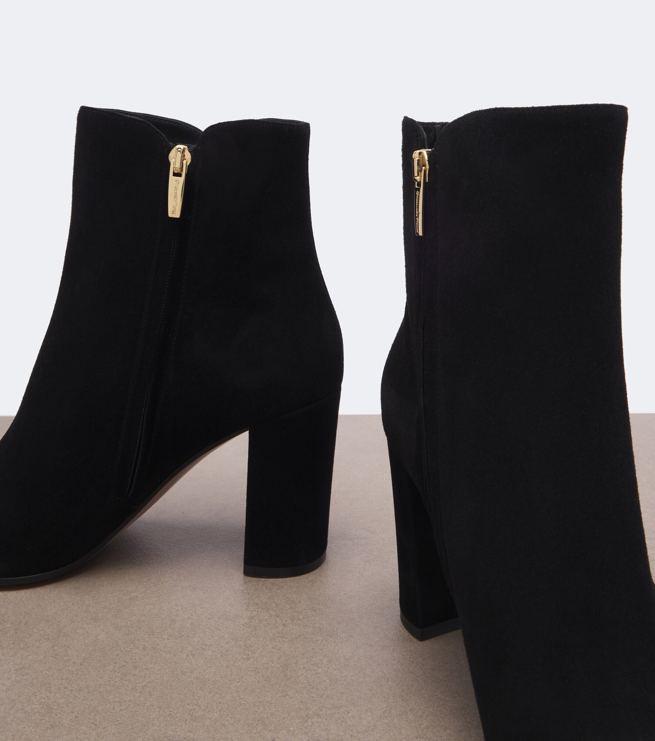 GIANVITO ROSSI Gianvito Rossi Suede ankle boots