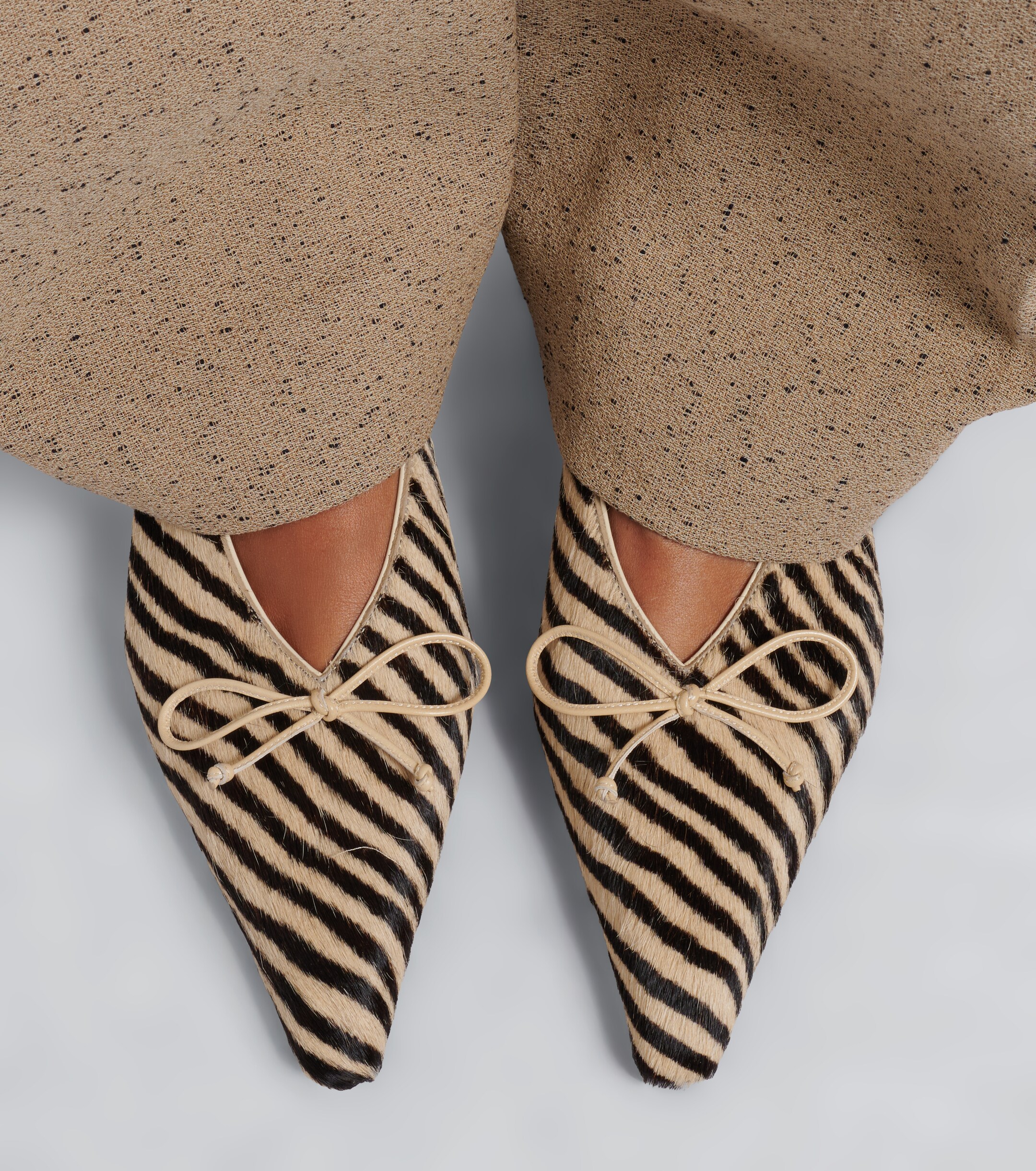Jacquemus Jacquemus Cubisto calf hair slingback pumps