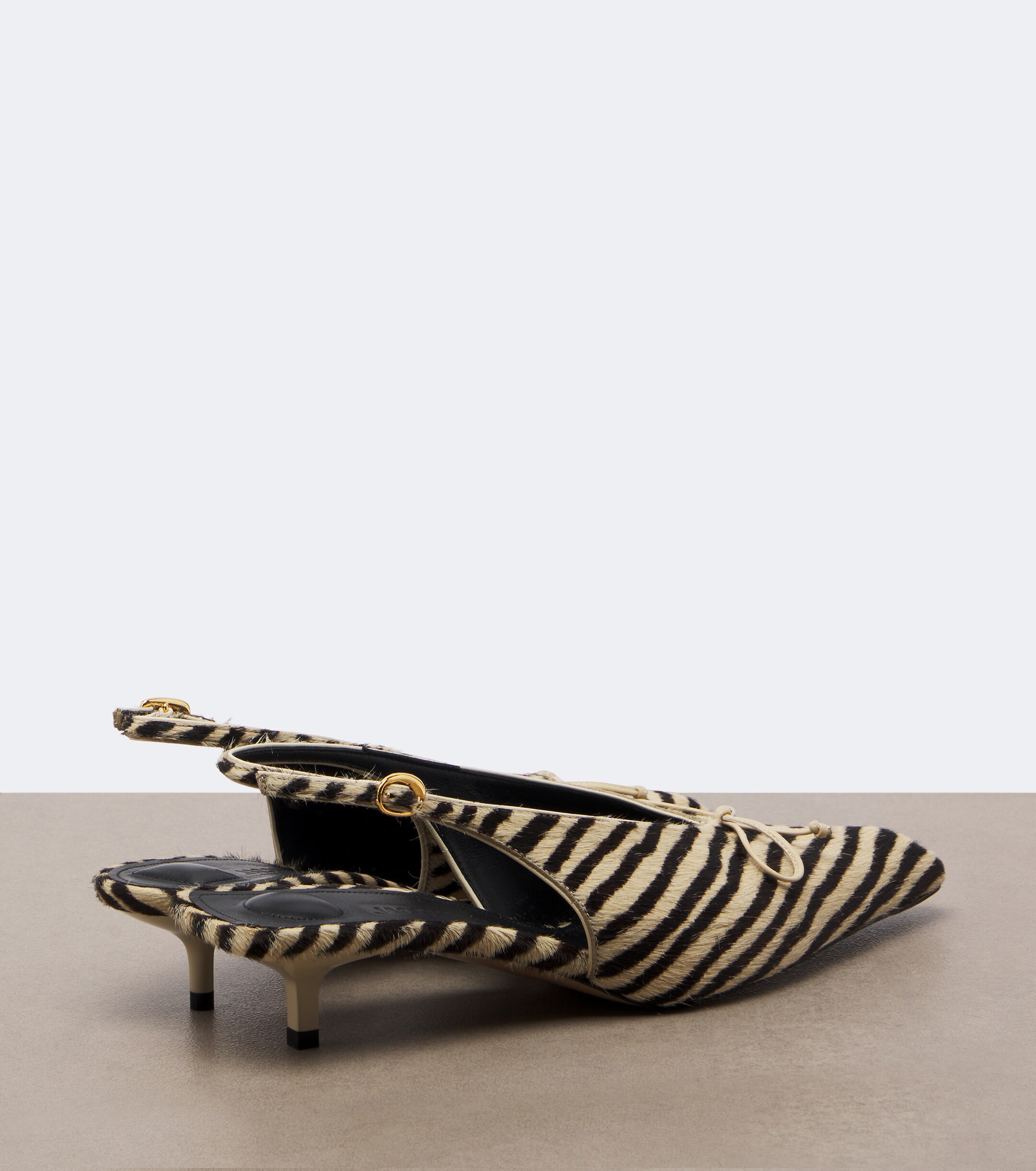 Jacquemus Jacquemus Cubisto calf hair slingback pumps