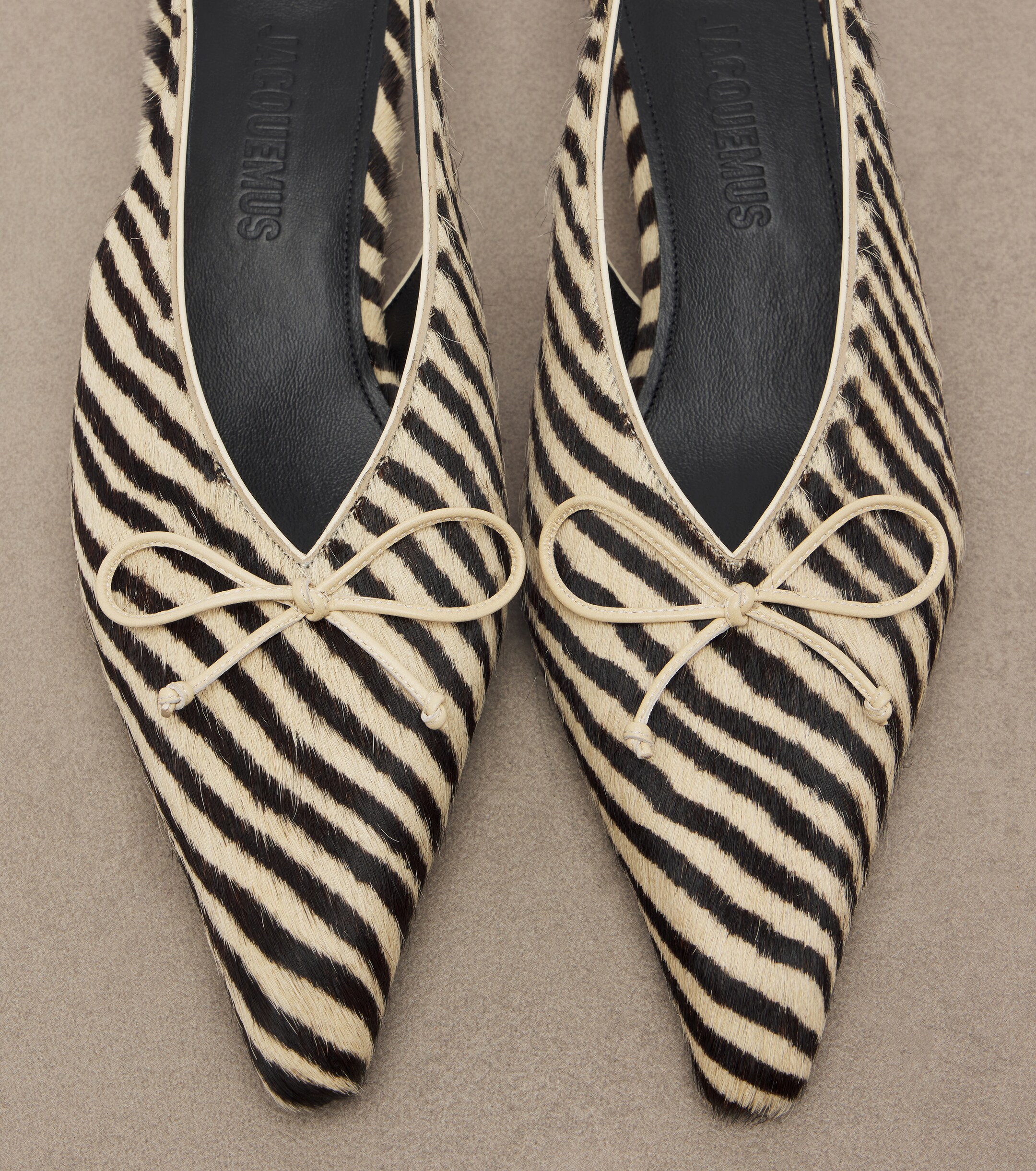 Jacquemus Jacquemus Cubisto calf hair slingback pumps