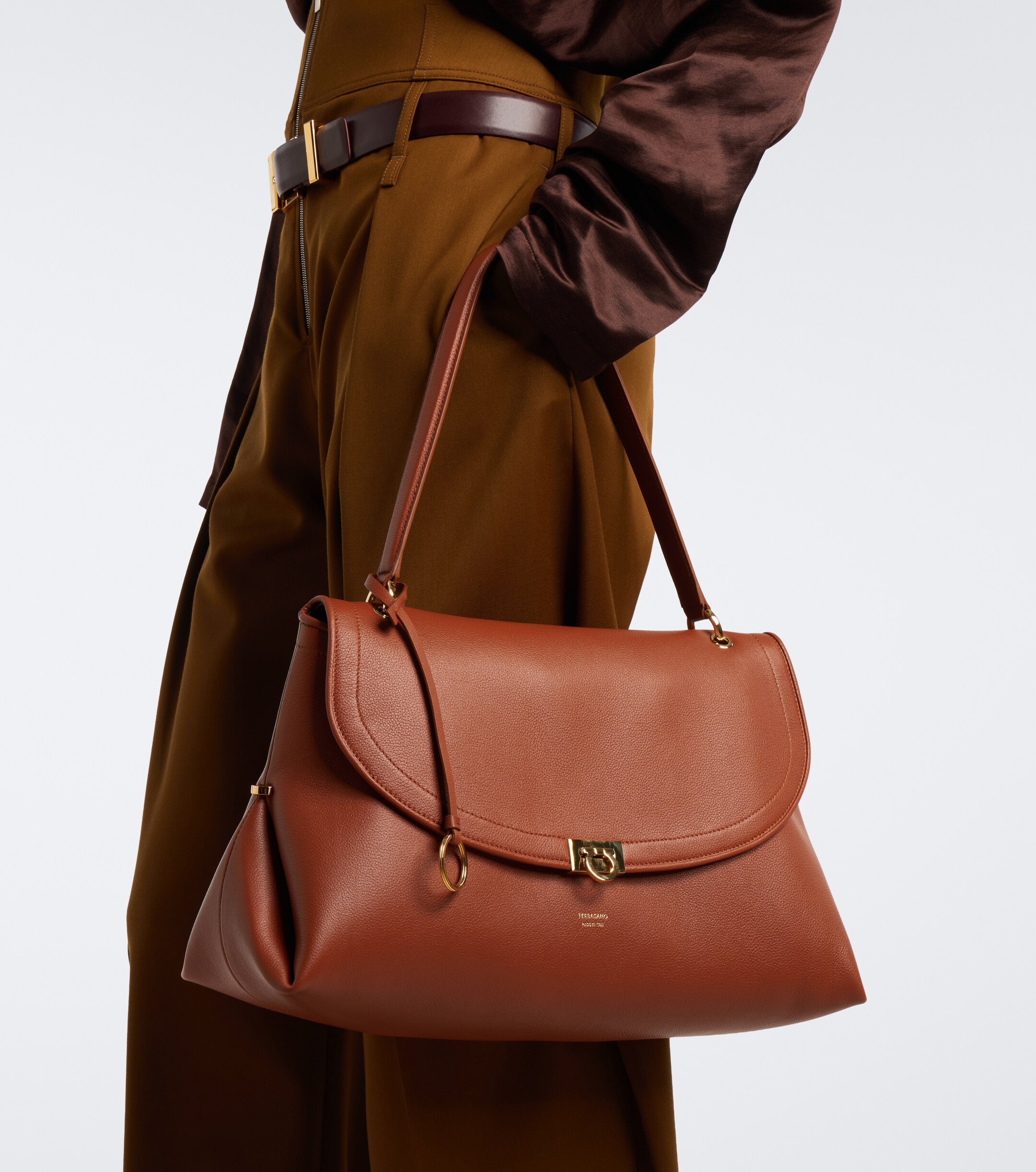 Ferragamo Ferragamo Sofia Large leather shoulder bag