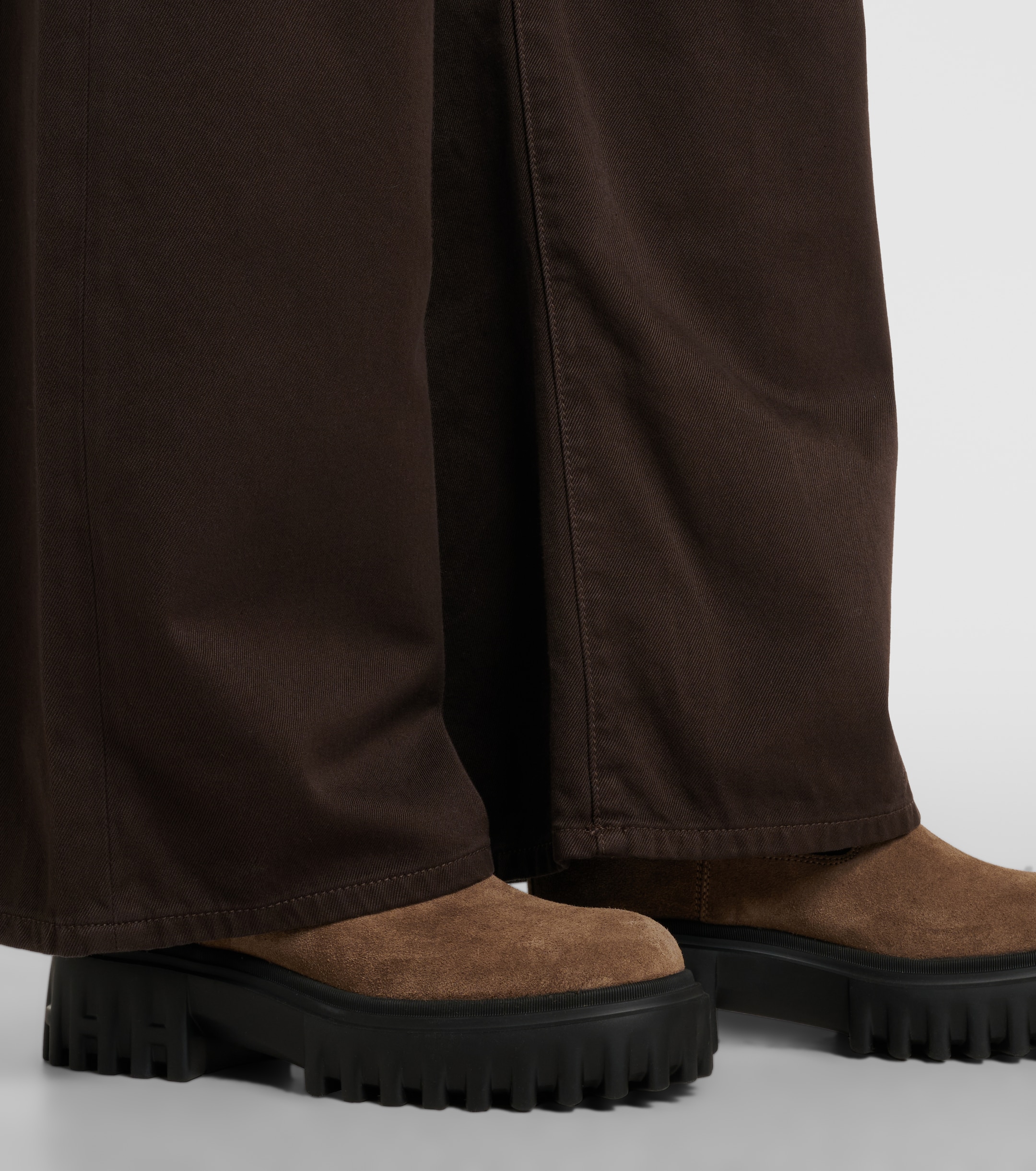 Hogan Hogan H700 suede ankle boots