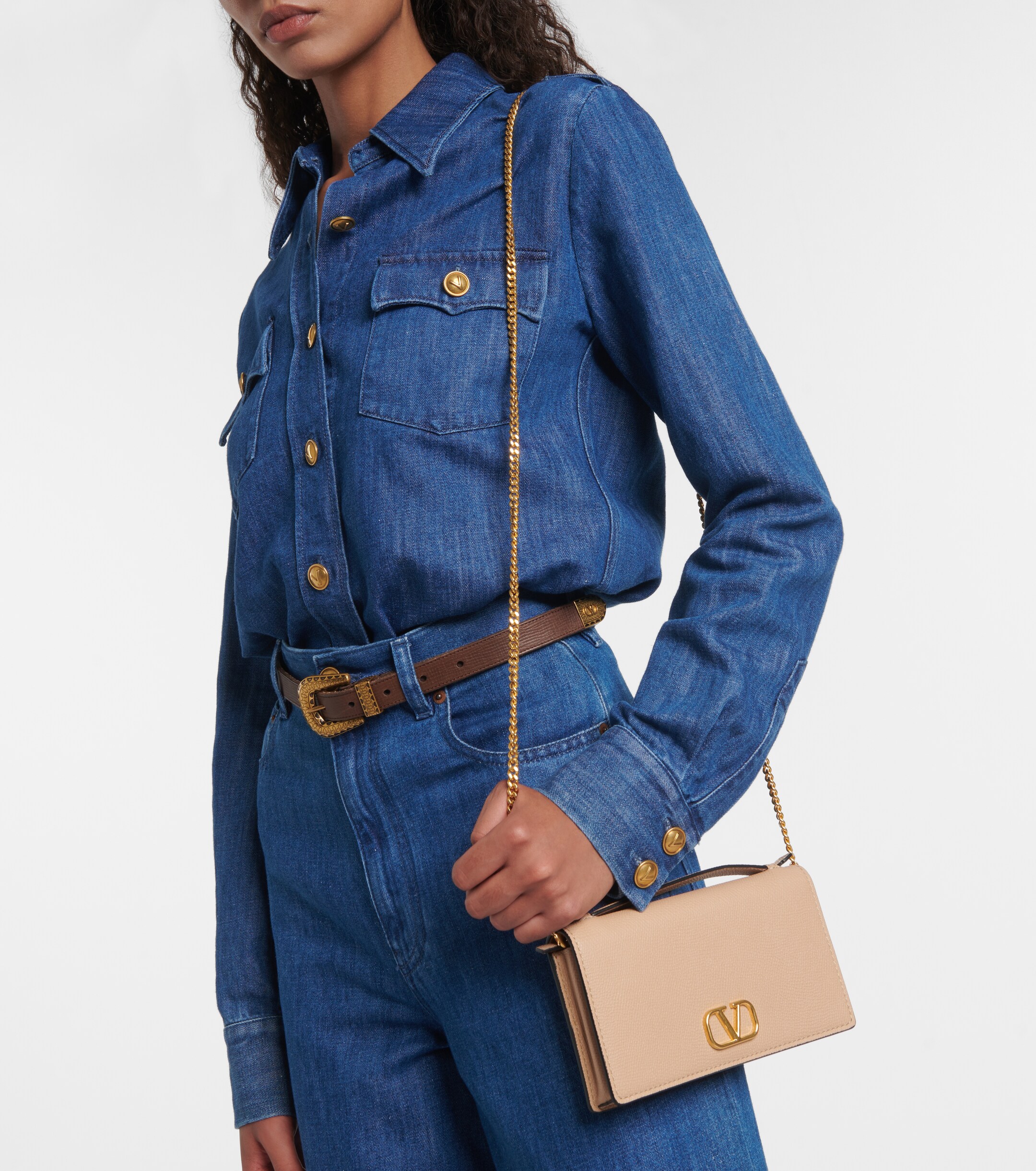 Valentino Garavani VLogo leather wallet on chain thumbnail