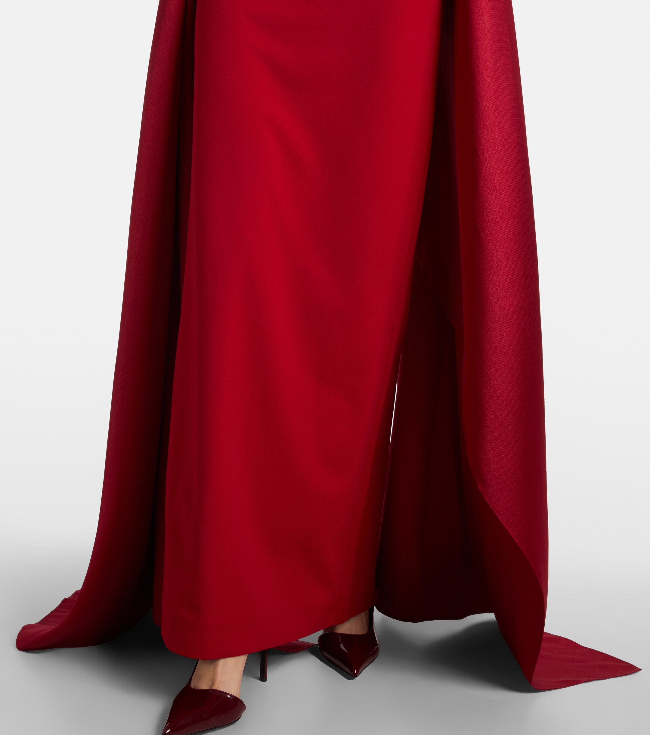 Solace London Olivia satin-trimmed gown thumbnail