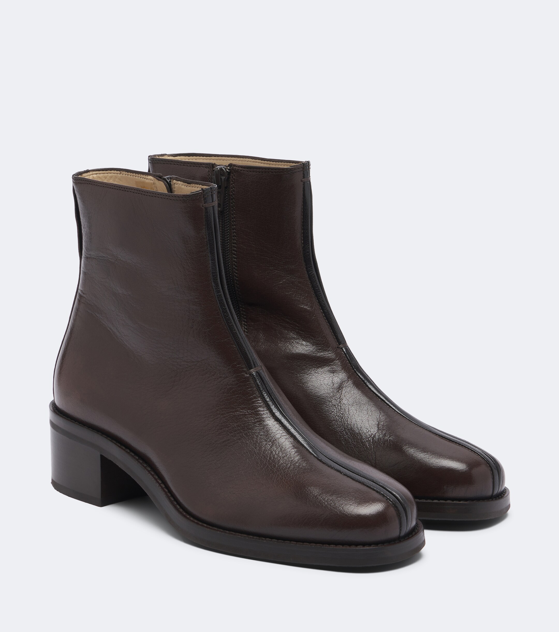 Lemaire Lemaire Piped leather ankle boots