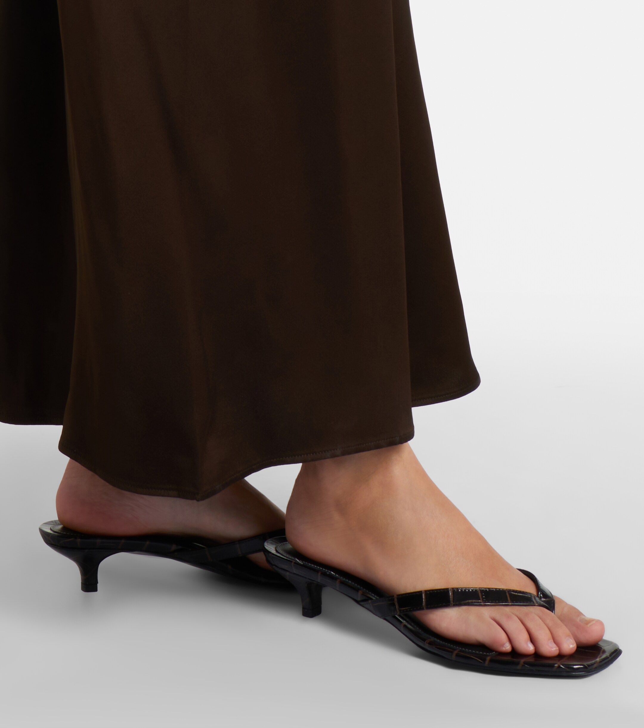 TOTEME Toteme Croc-effect leather thong sandals