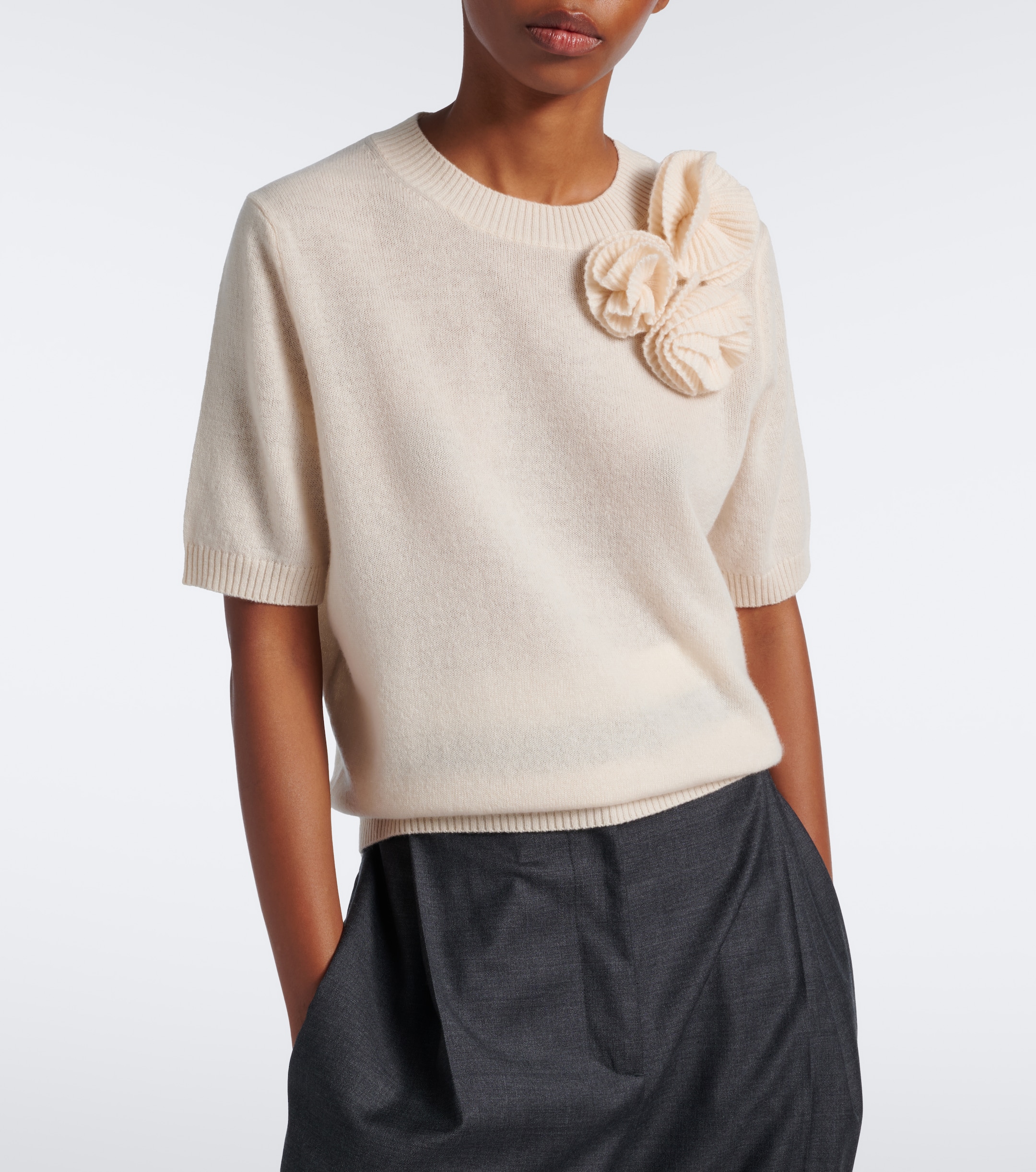Jardin des Orangers Jardin des Orangers Floral-appliqué wool and cashmere sweater
