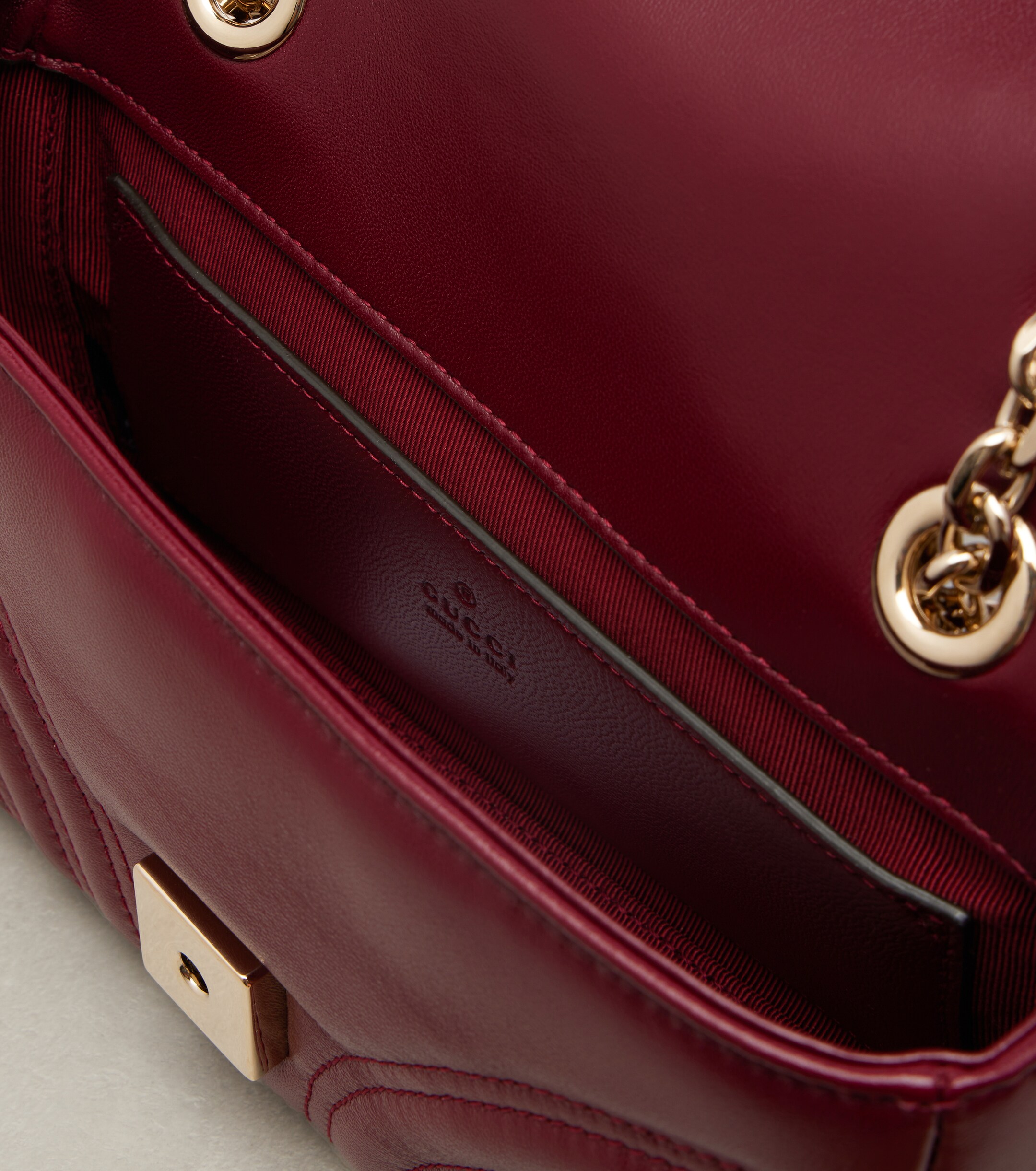 Gucci GG Marmont Small leather shoulder bag
