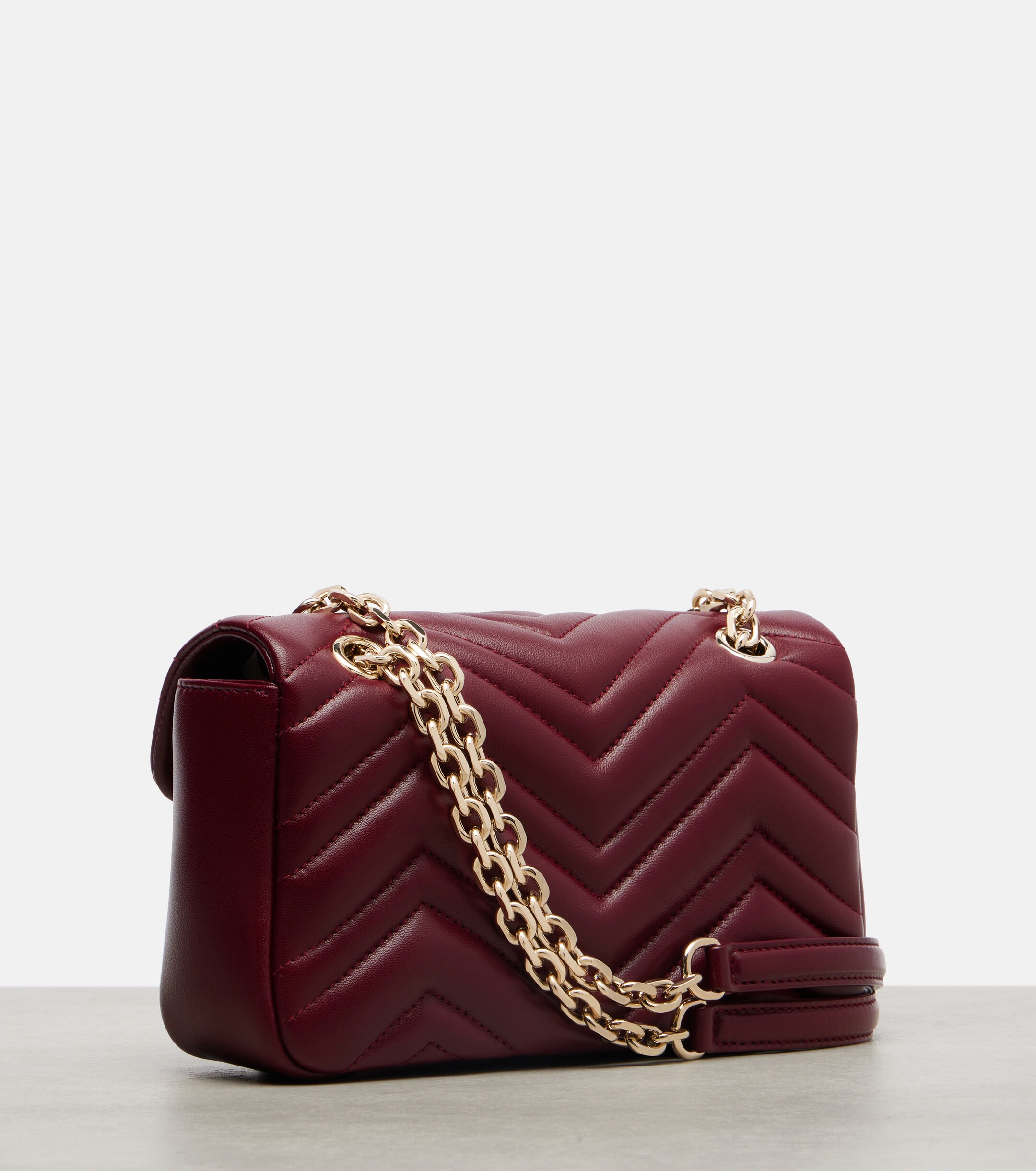 Gucci GG Marmont Small leather shoulder bag