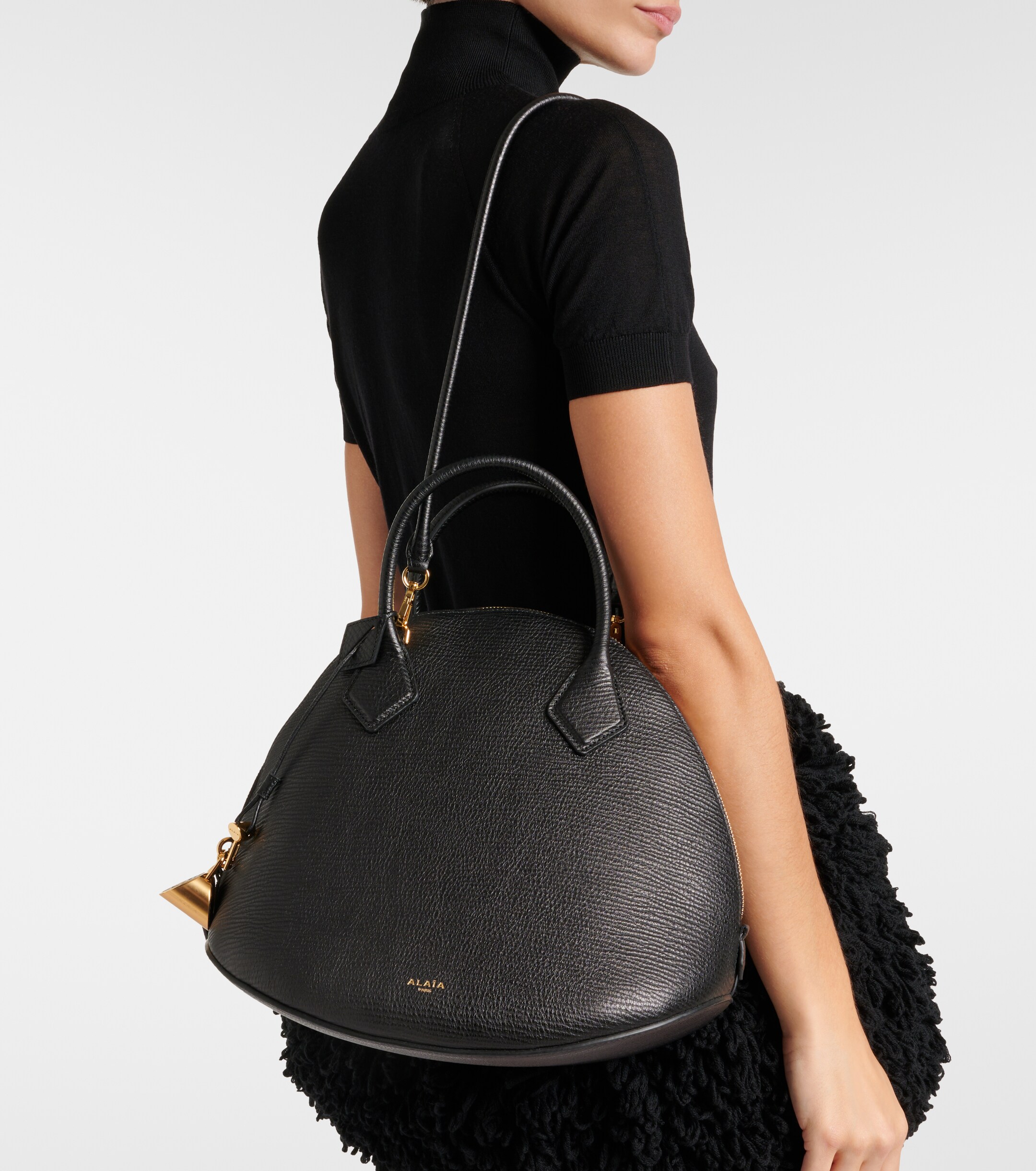 Alaïa Dome 32 leather tote bag