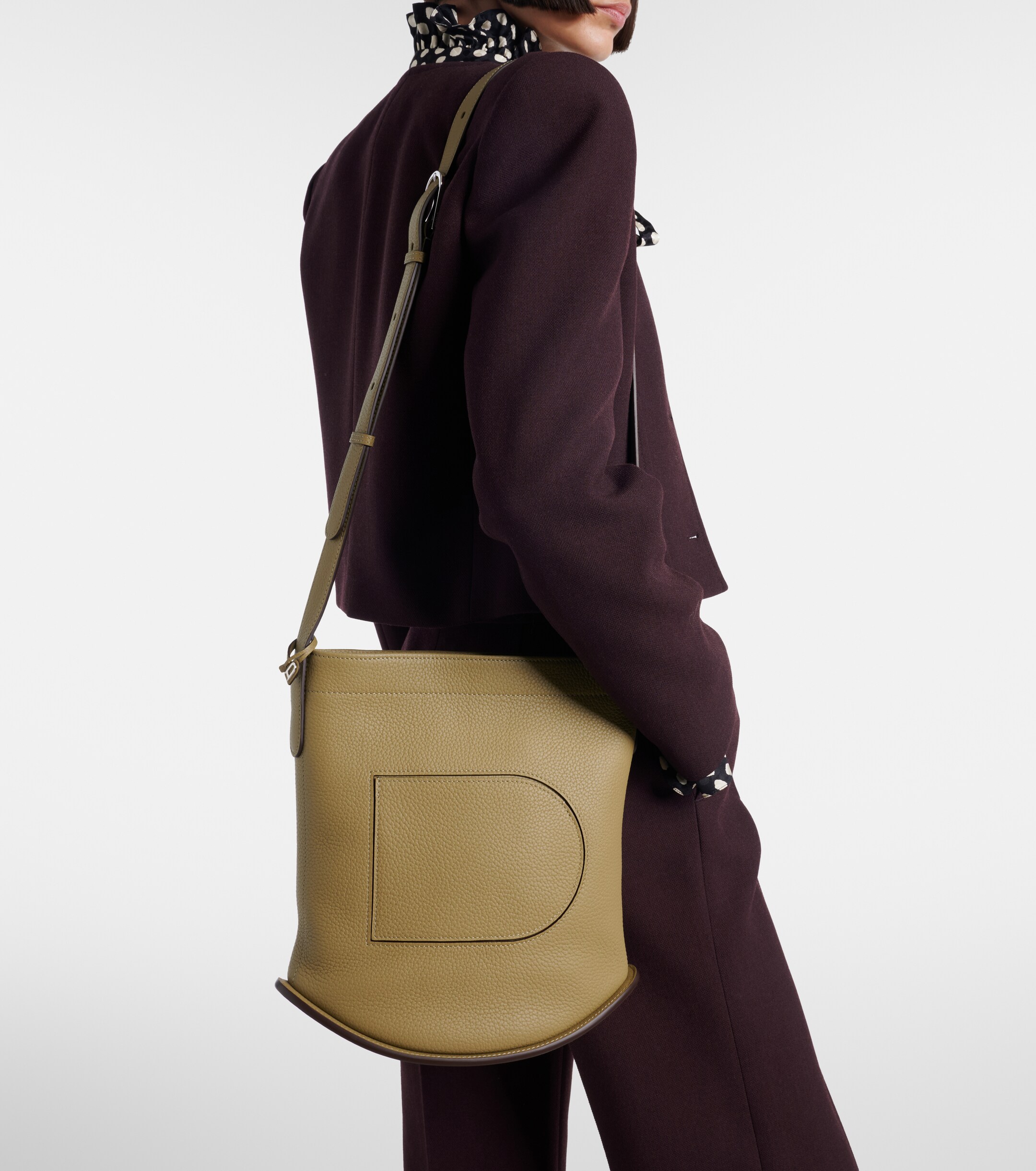 Delvaux Pin Daily Medium leather tote bag thumbnail