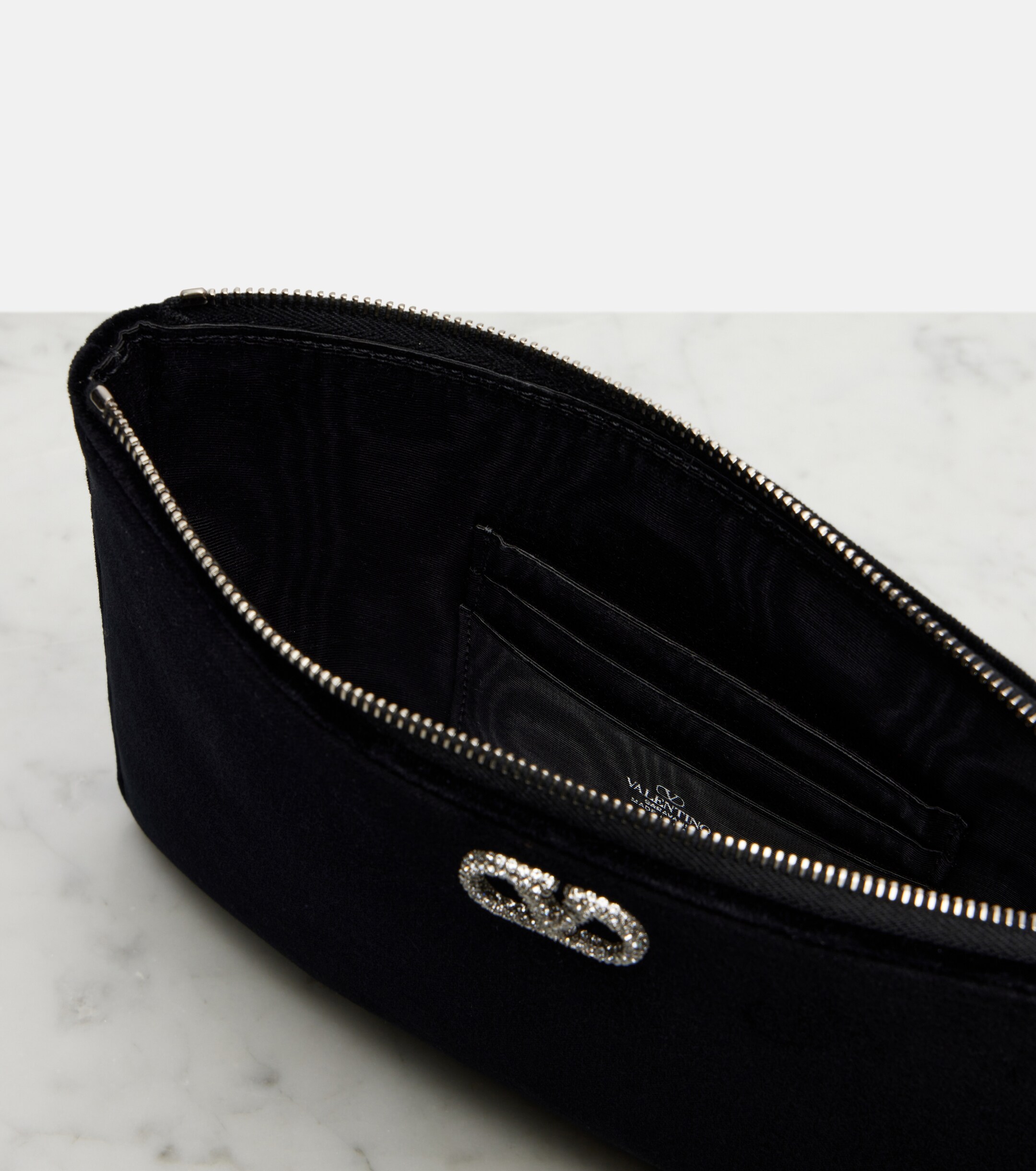 Valentino Garavani VLogo velvet pouch thumbnail