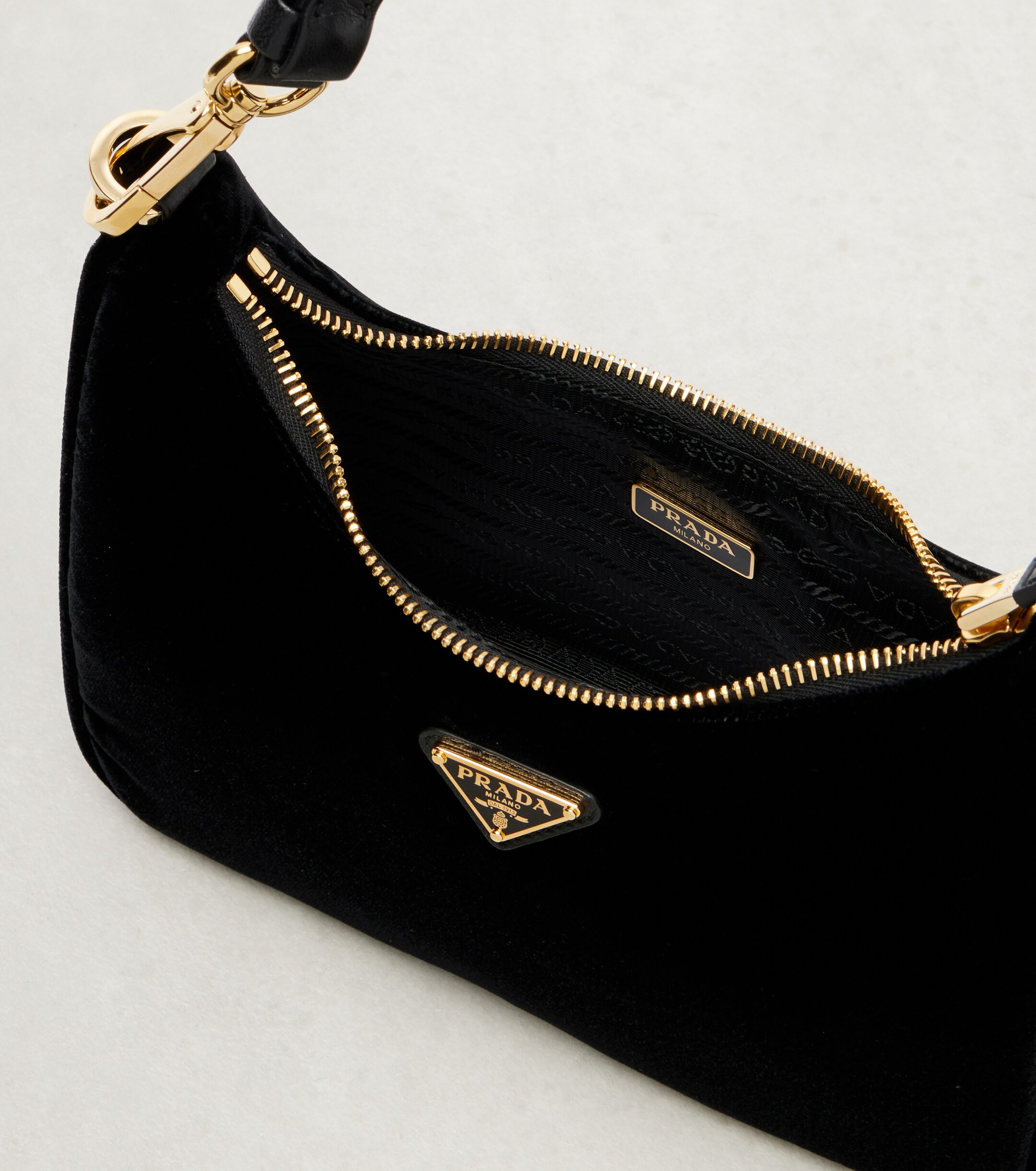 Prada Prada Re-Edition Mini velvet shoulder bag