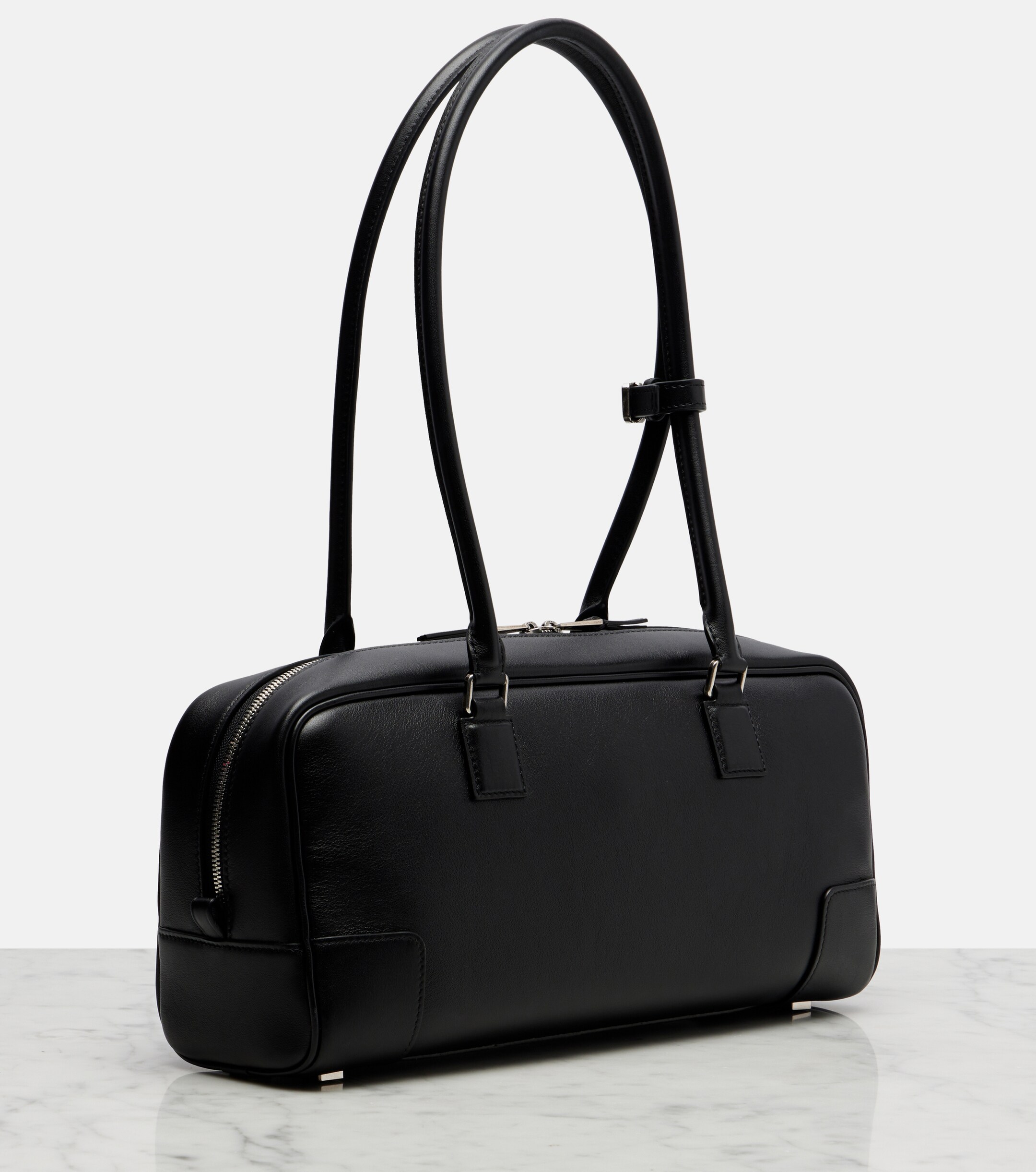 Loewe Amazona 31 leather shoulder bag
