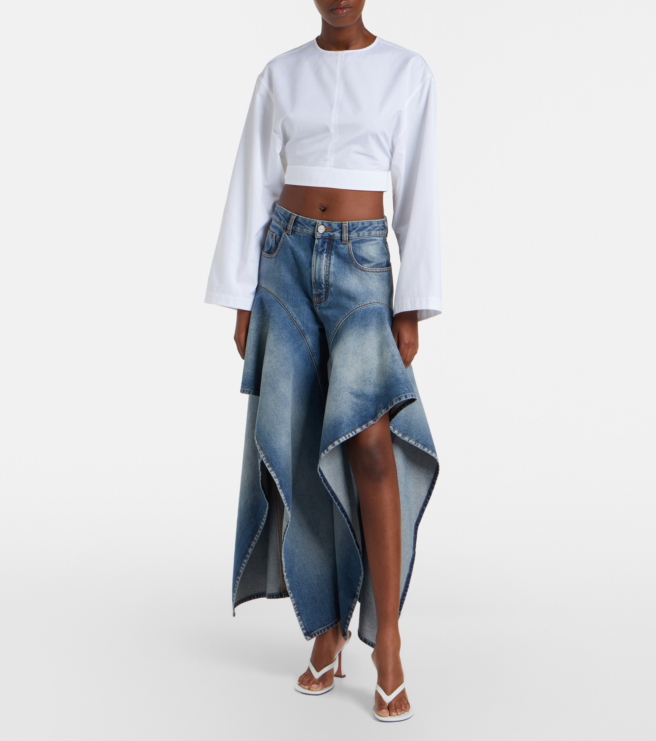 AMINA MUADDI Amina Muaddi Juliette leather thong sandals