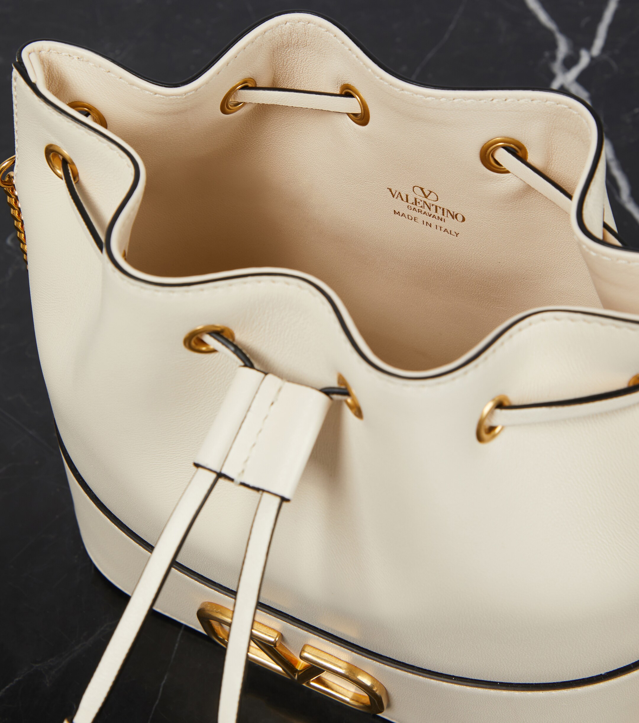 Valentino Garavani VLogo Signature Small leather bucket bag thumbnail