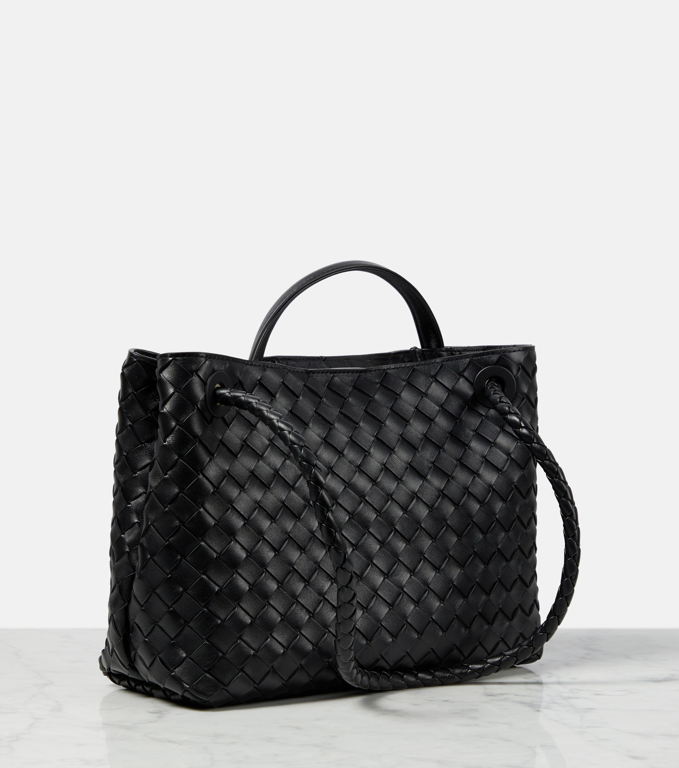 Bottega Veneta Andiamo Medium leather tote bag