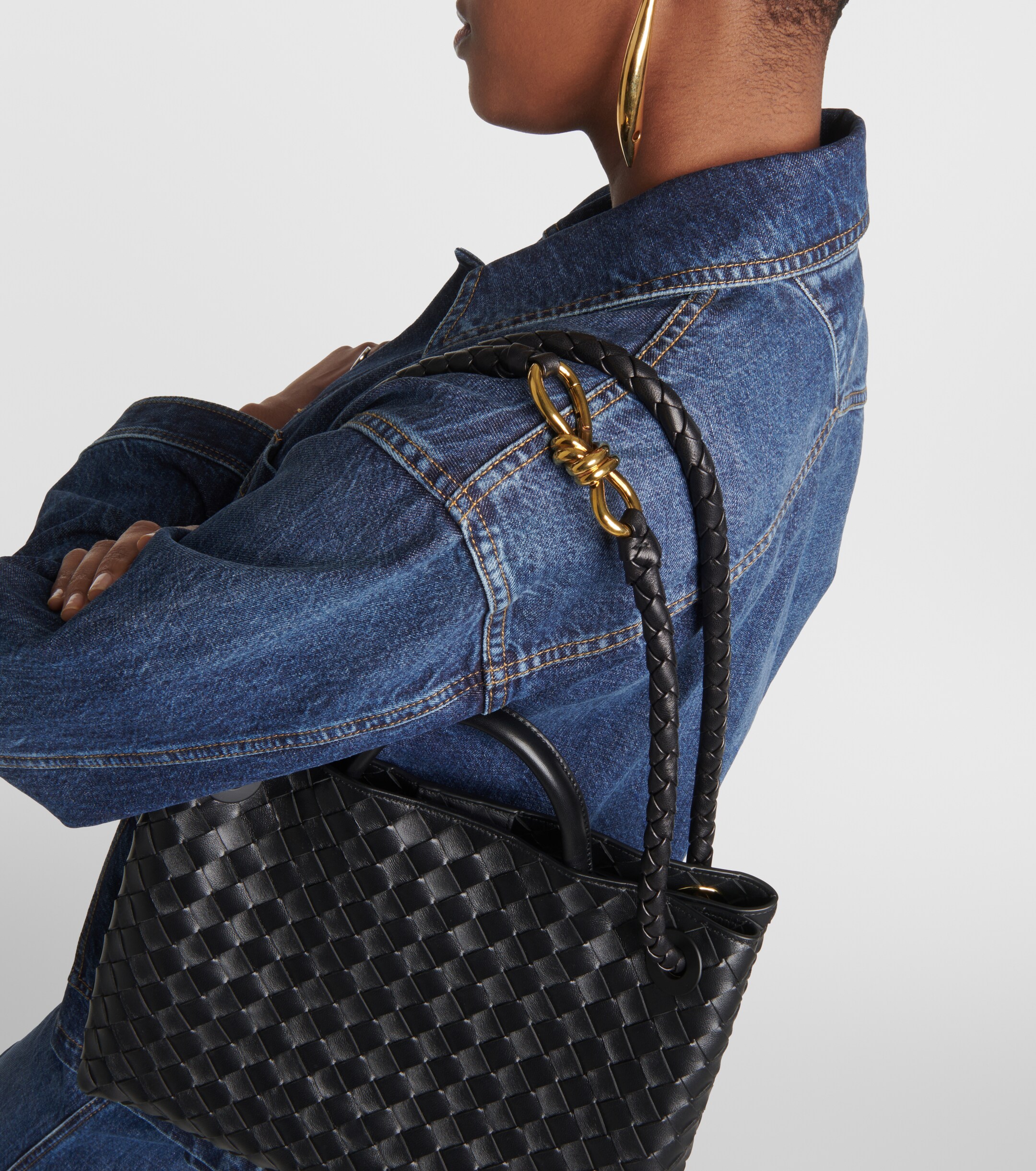 Bottega Veneta Andiamo Medium leather tote bag