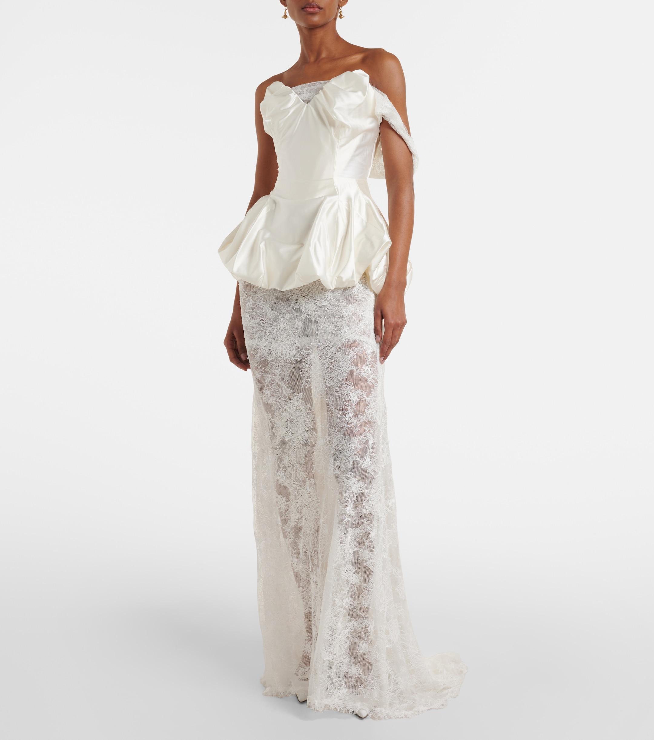 Vivienne Westwood Bridal Lace Minerva gown thumbnail