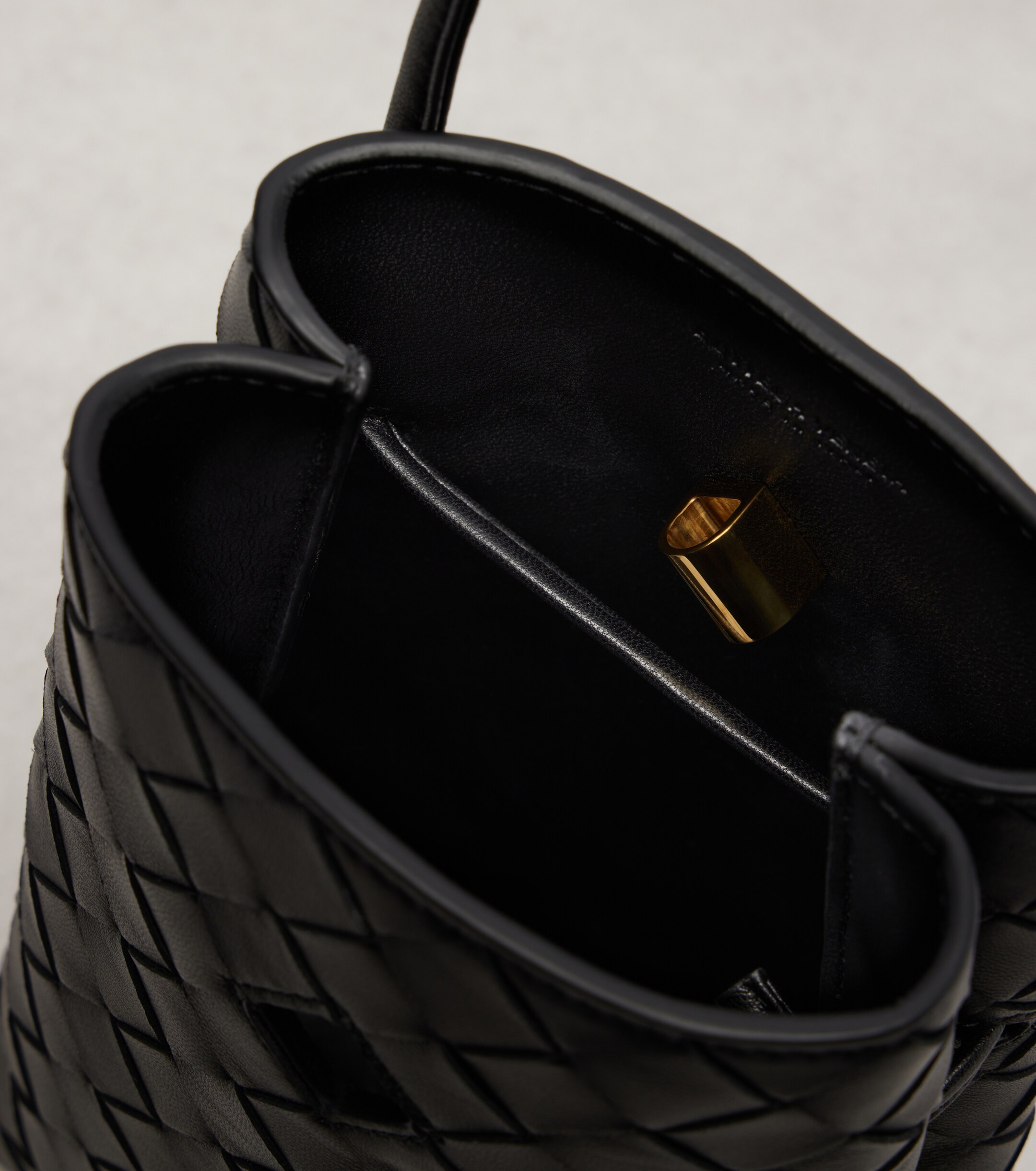 Bottega Veneta Andiamo Intrecciato leather phone pouch