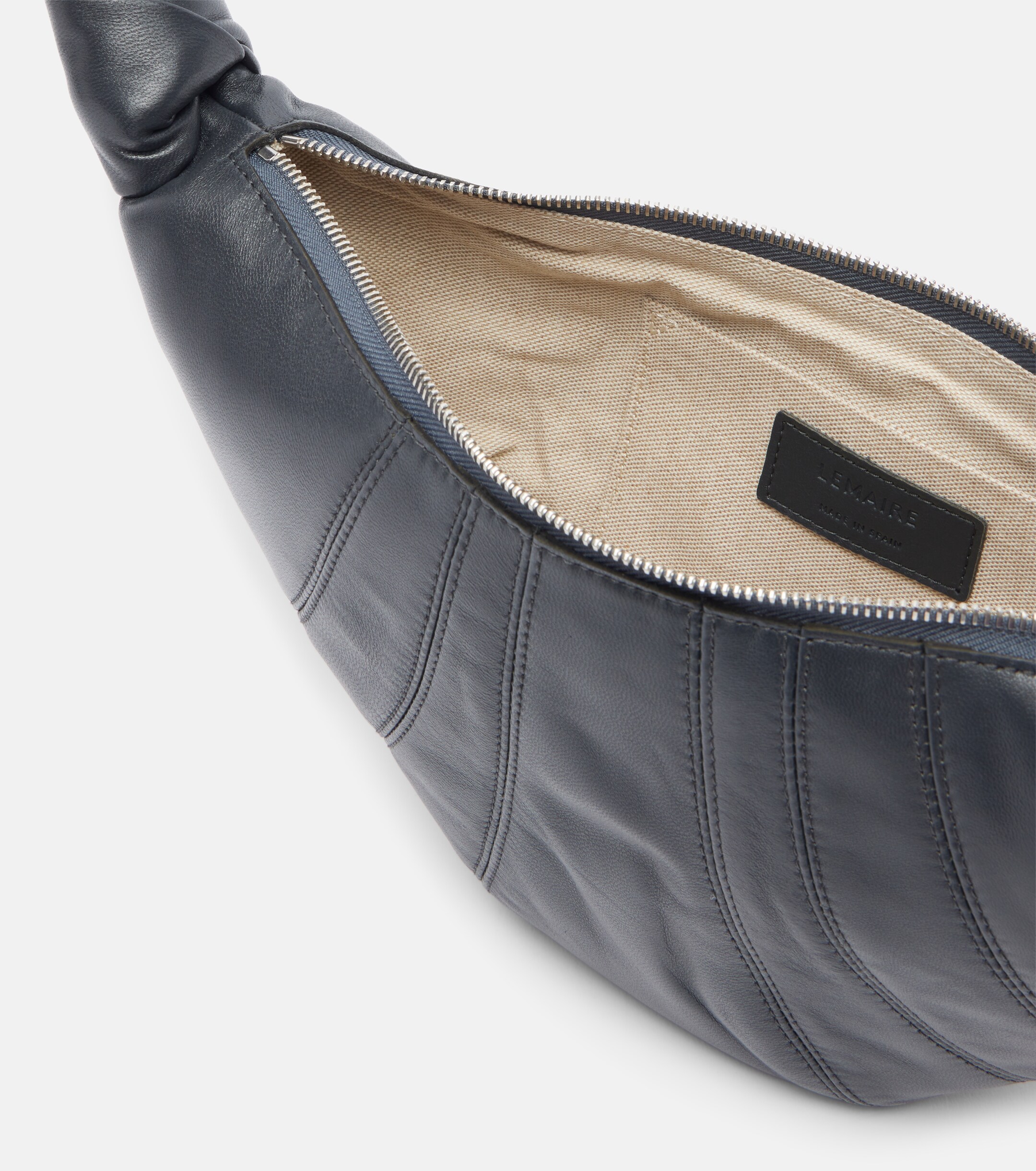 Lemaire Lemaire Croissant Small leather bag