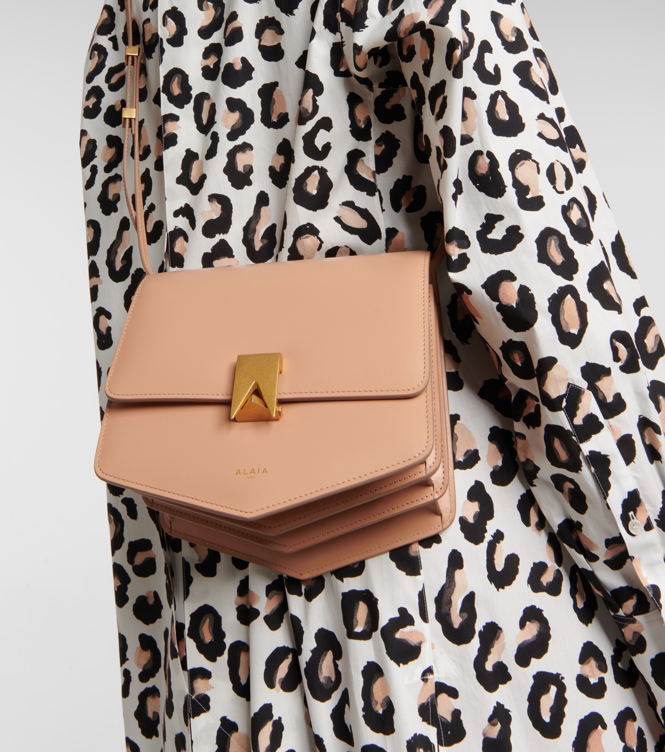 Alaïa Le Papa Large leather crossbody bag
