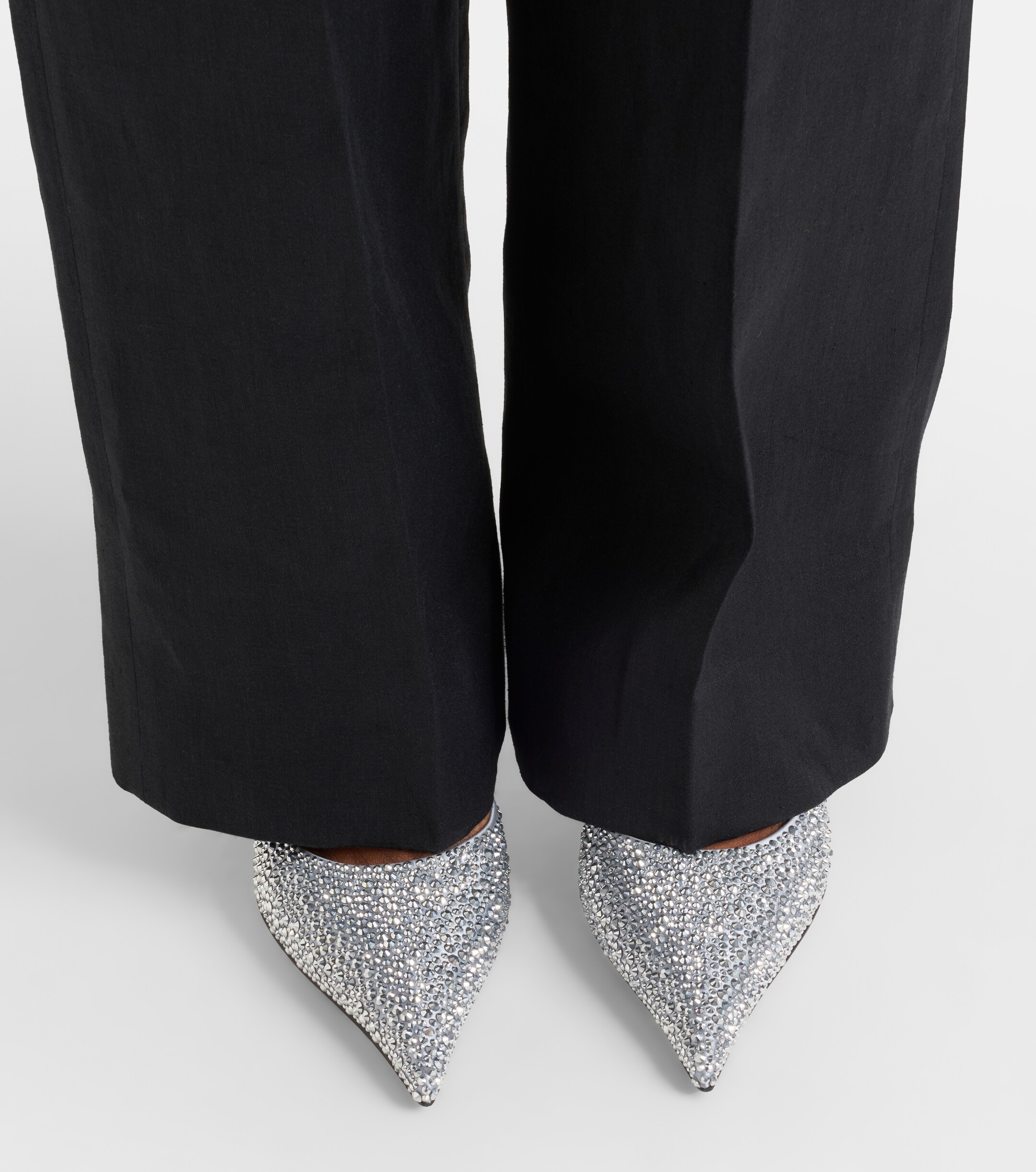 McQueen McQueen Skull studded satin pumps