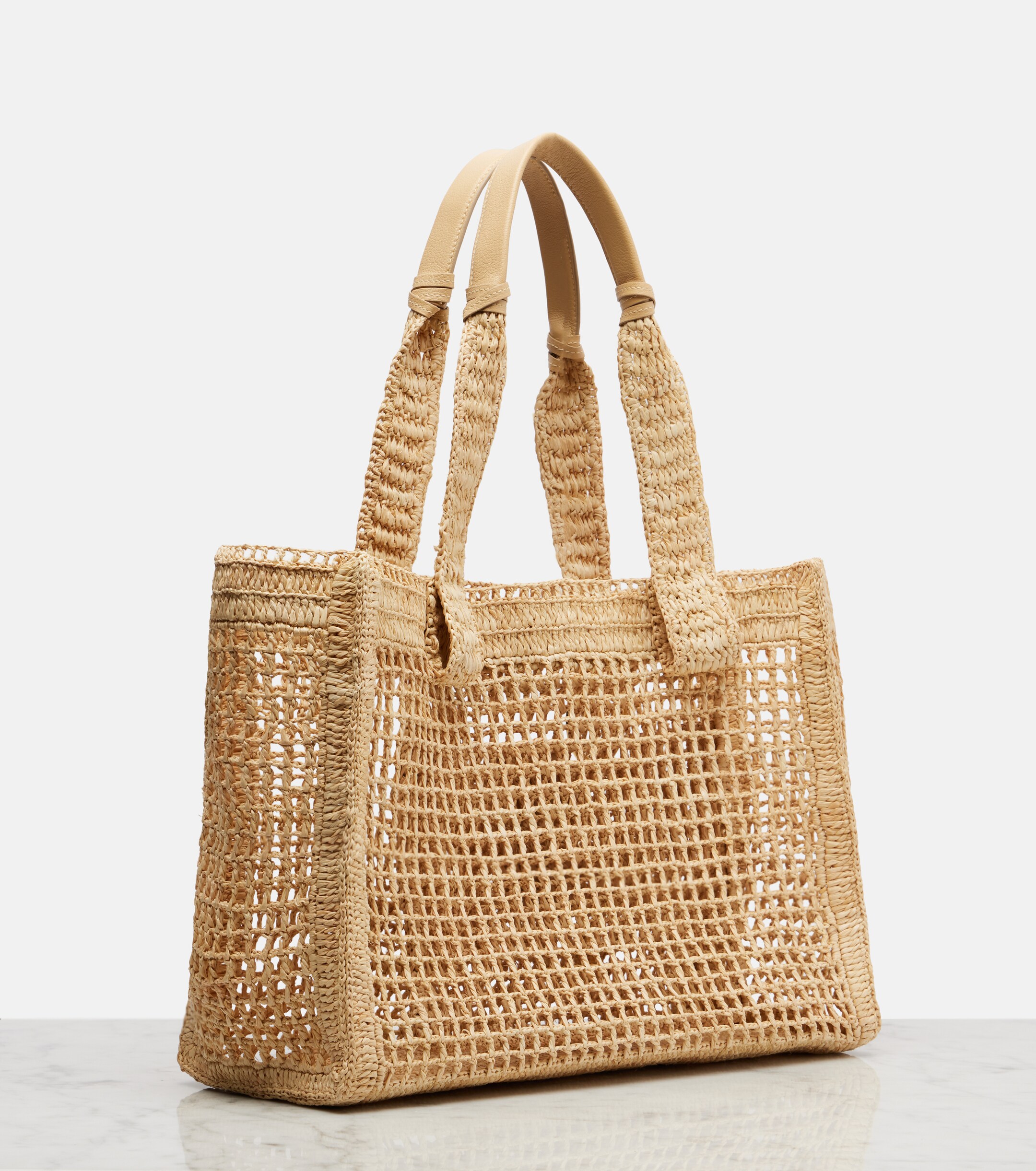 Chloé Summer Banana East-West raffia tote bag