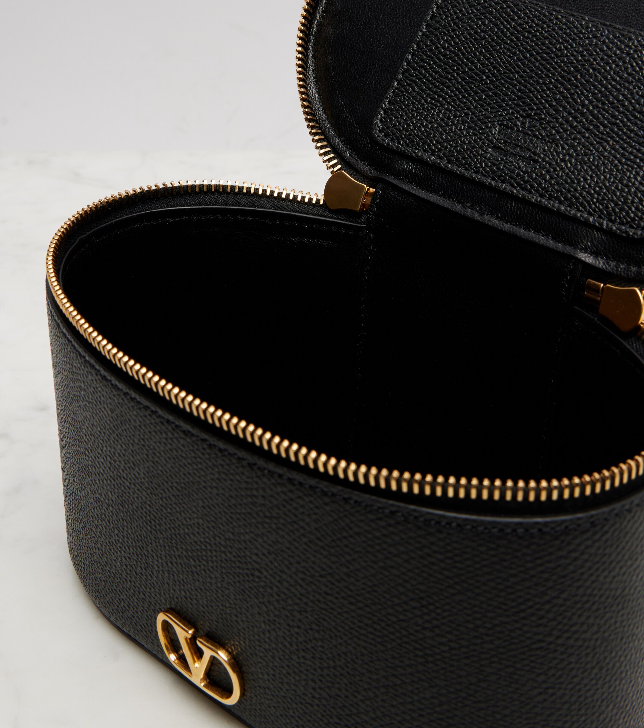 Valentino Garavani VLogo Mini leather vanity bag thumbnail