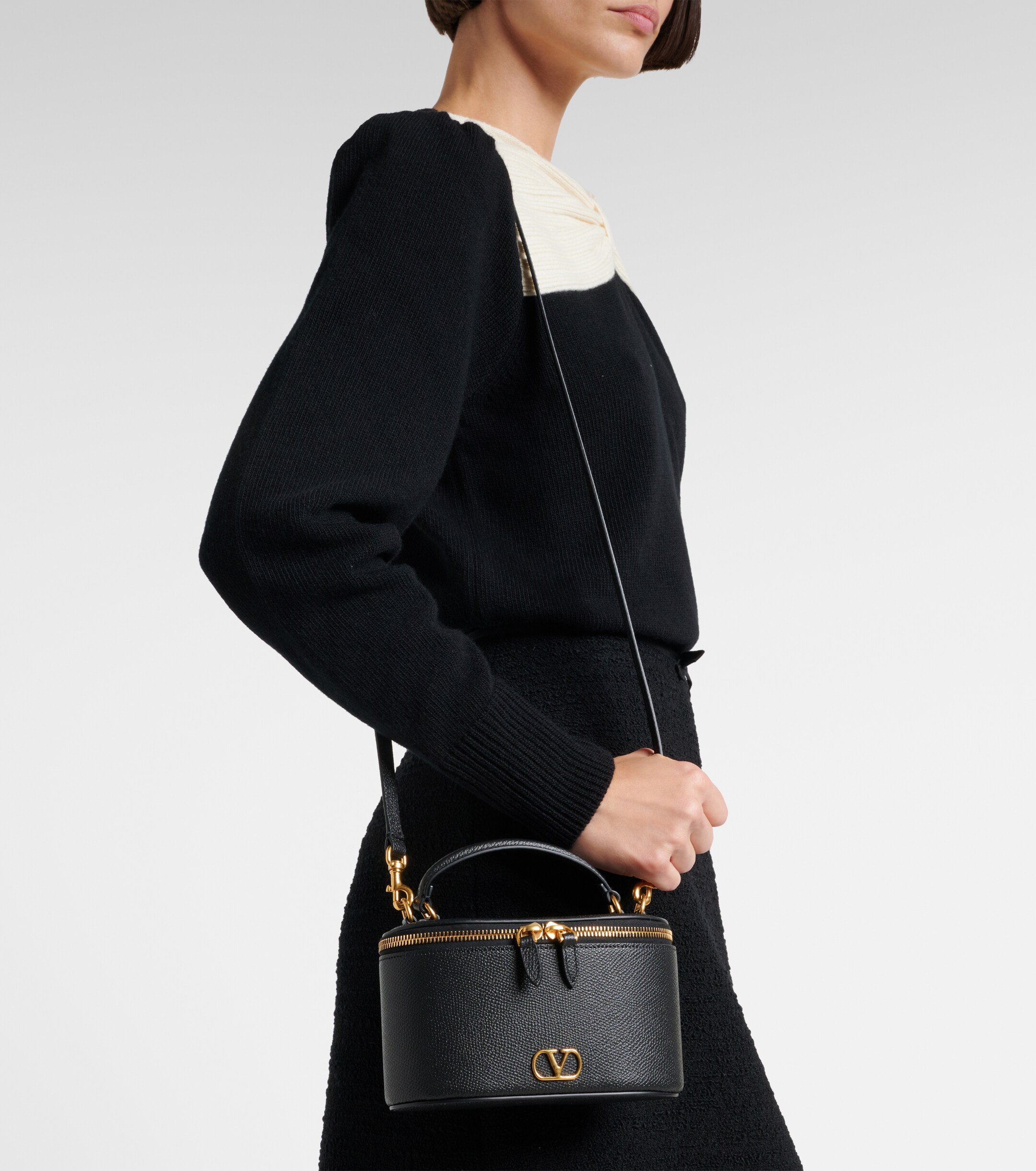 Valentino Garavani VLogo Mini leather vanity bag thumbnail