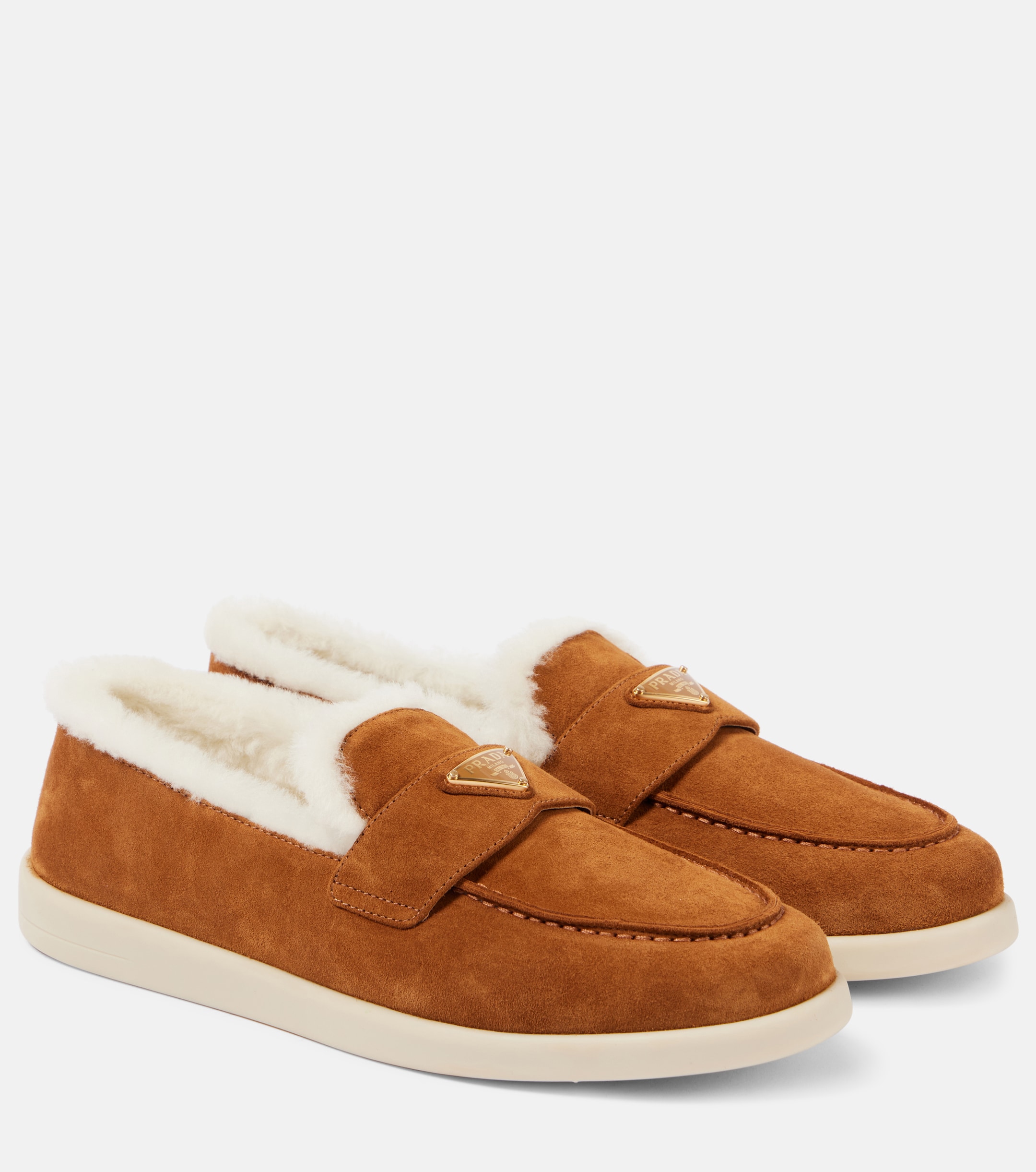 Prada - Saint Tropez shearling-lined suede loafers | Plush display picture 3