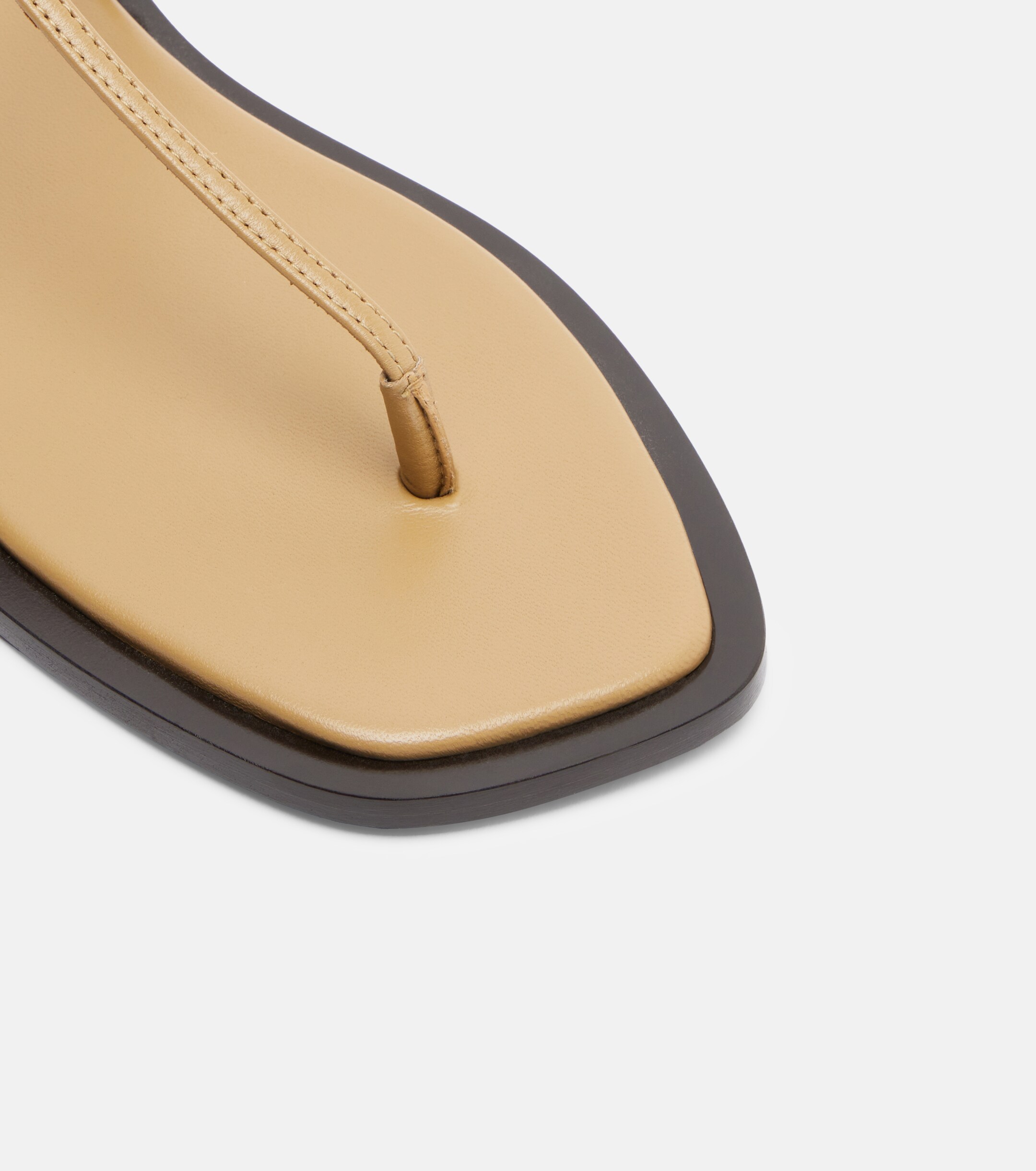 TOTEME Toteme Leather thong sandals