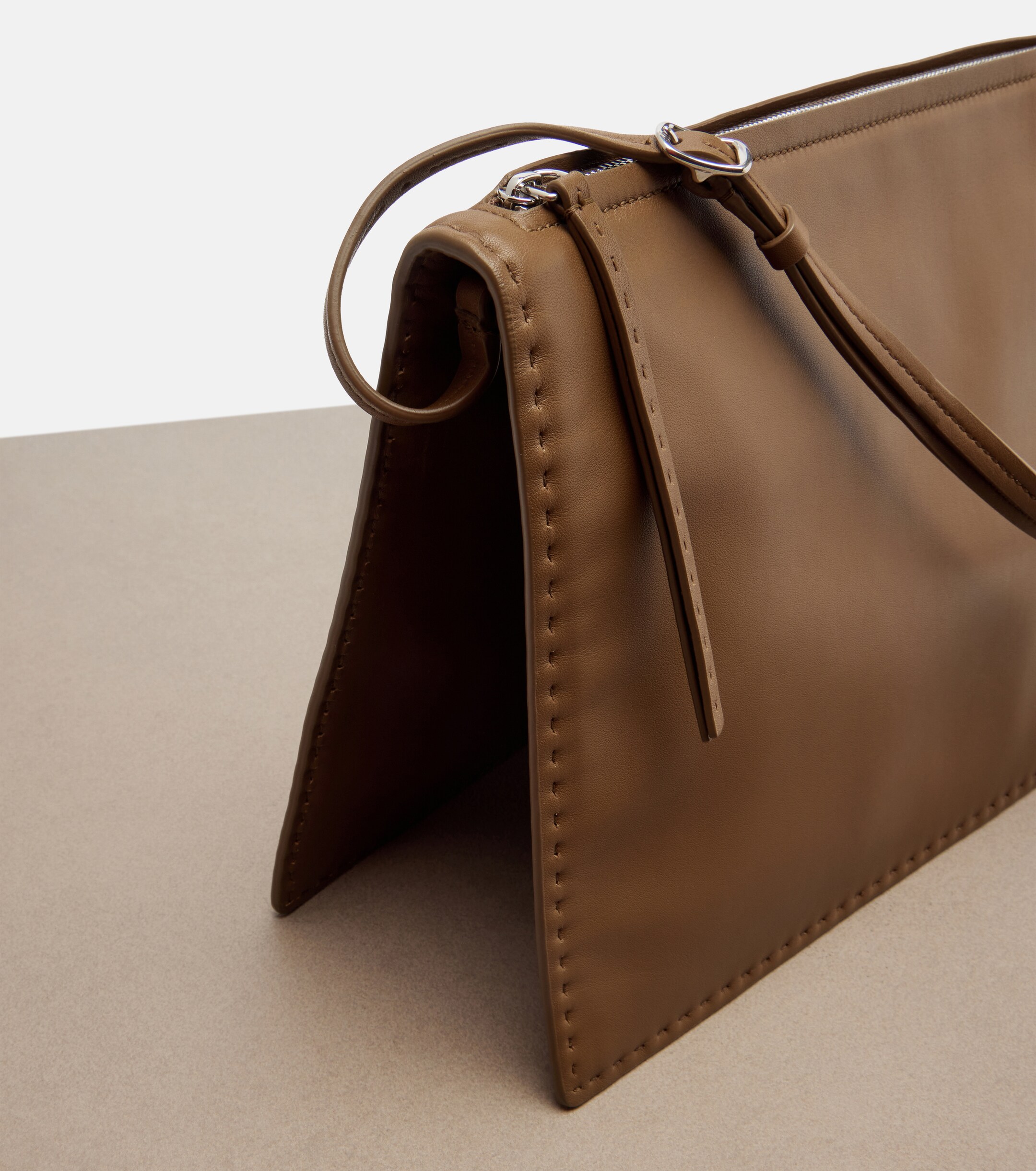 PHOEBE PHILO Glove Pochette leather shoulder bag thumbnail
